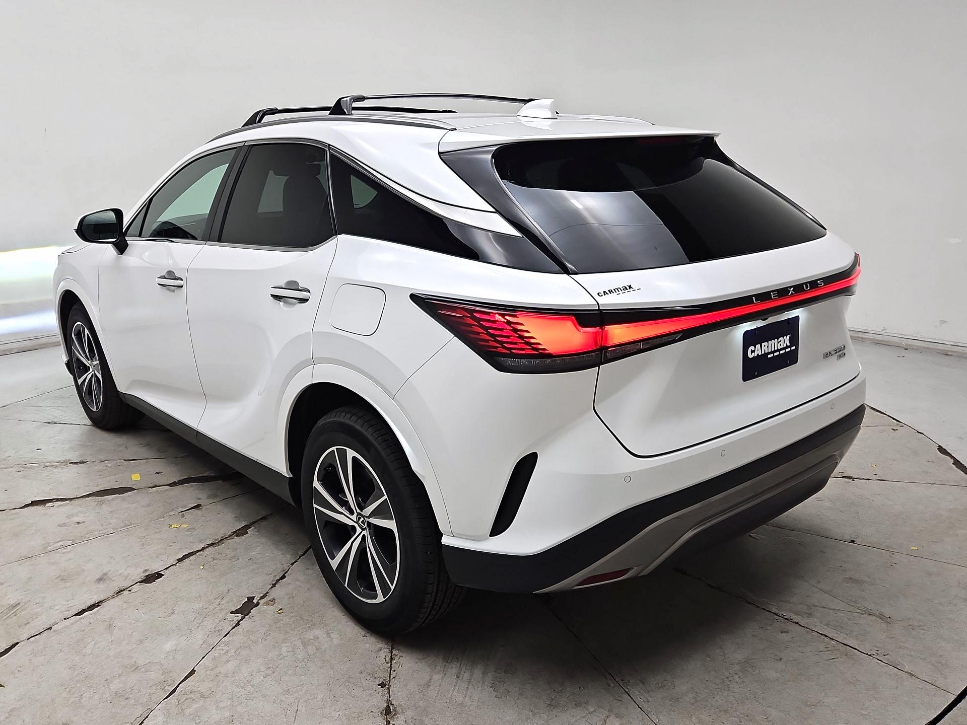 Thumbnail: 2023 Lexus RX - 7