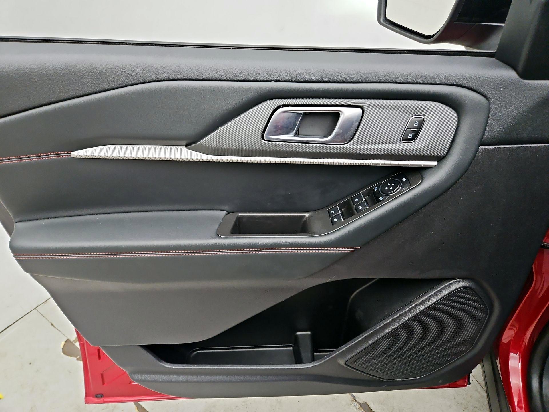 Thumbnail: 2025 Ford Explorer - 12