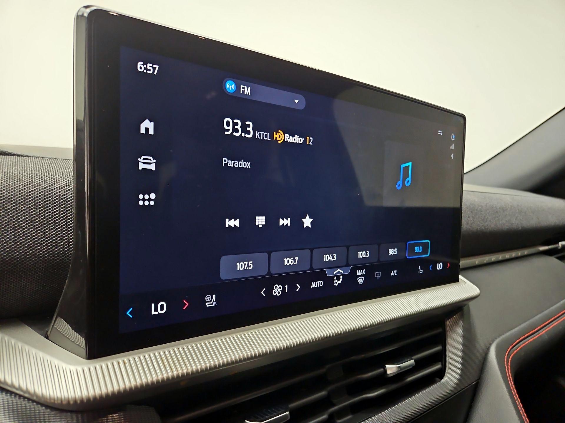 Thumbnail: 2025 Ford Explorer - 15