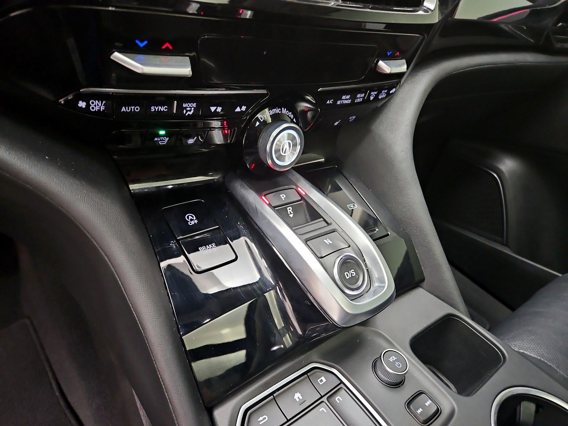 Thumbnail: 2024 Acura MDX - 17