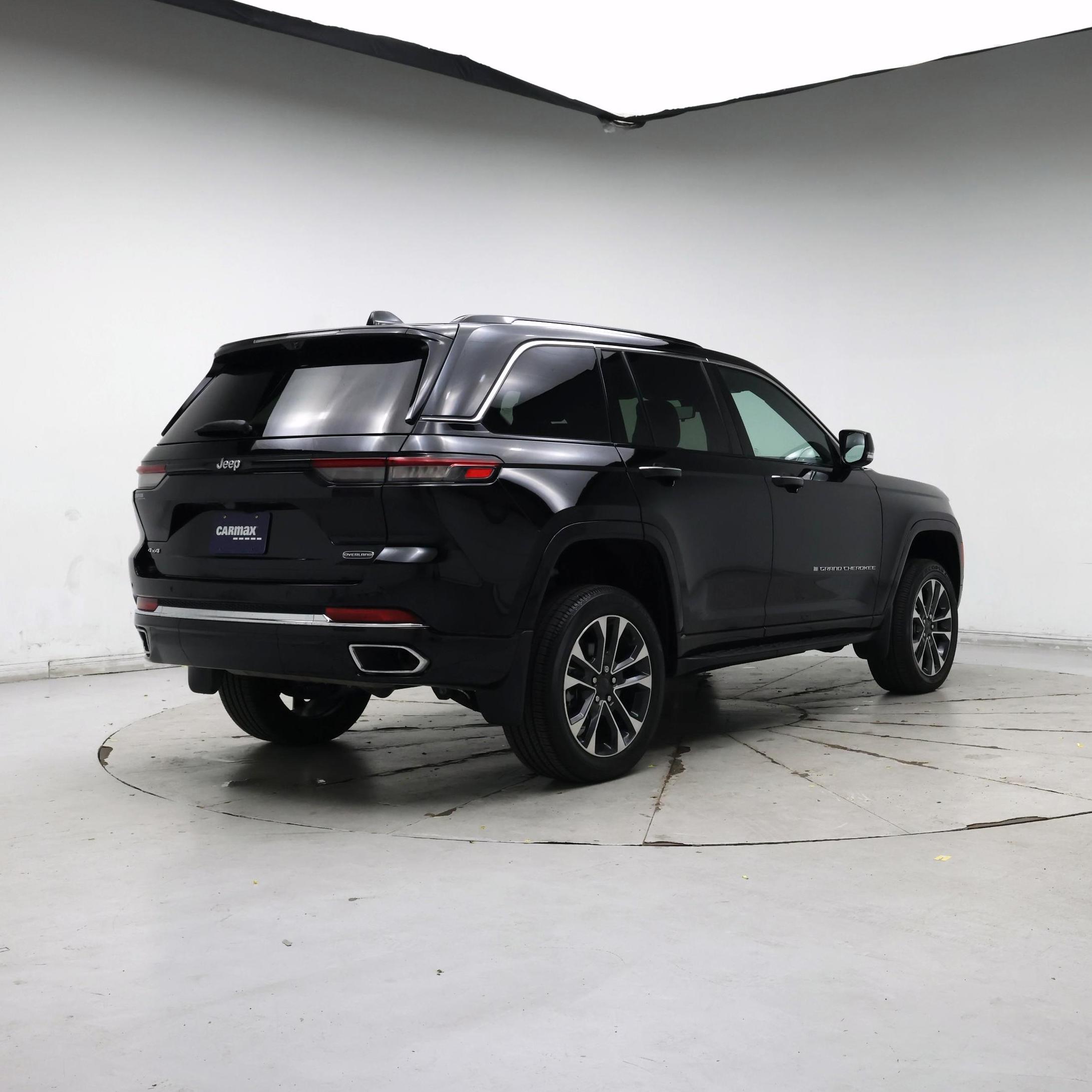 Thumbnail: 2023 Jeep Grand Cherokee - 8
