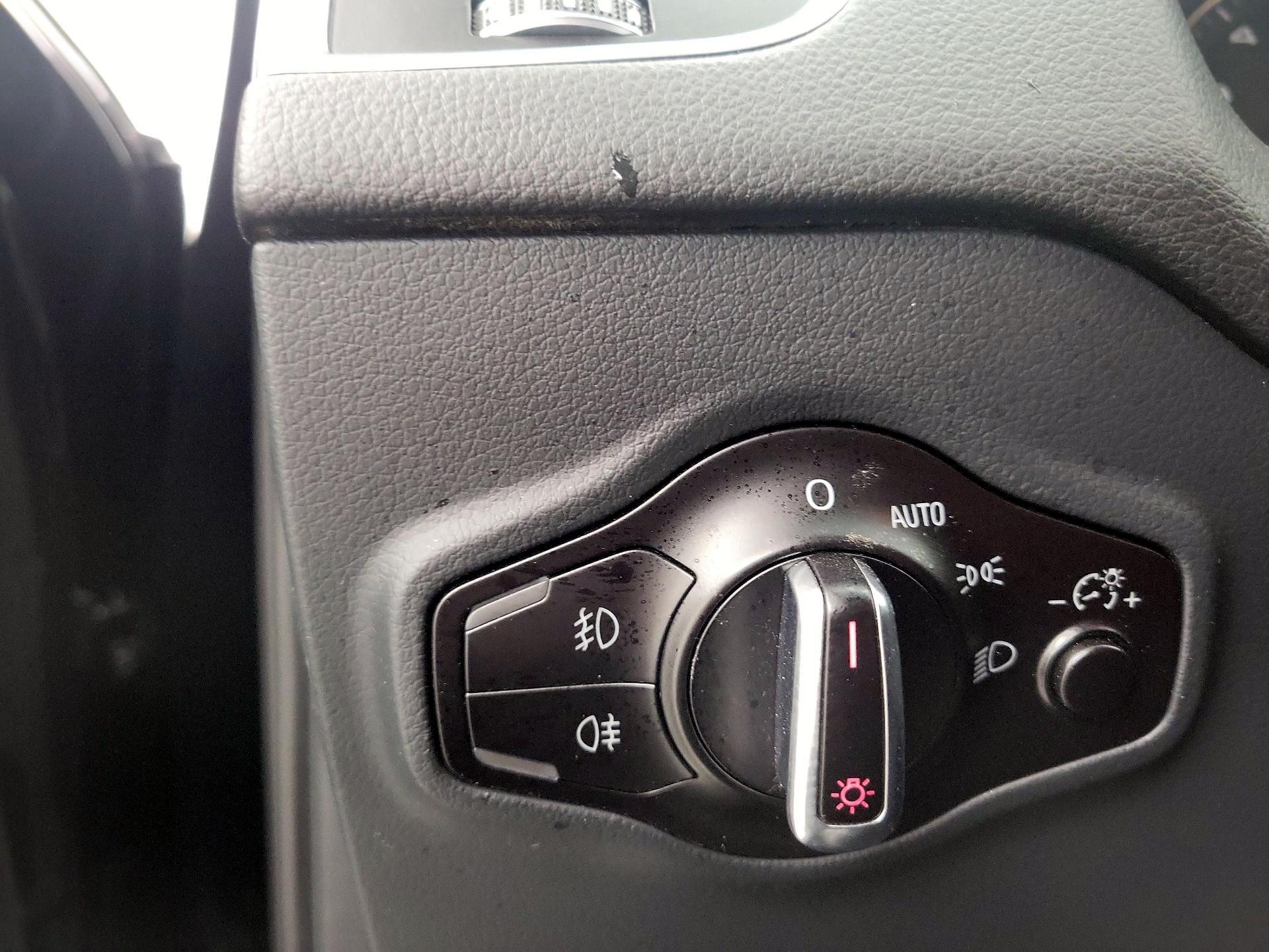 Thumbnail: 2016 Audi Q5 - 13