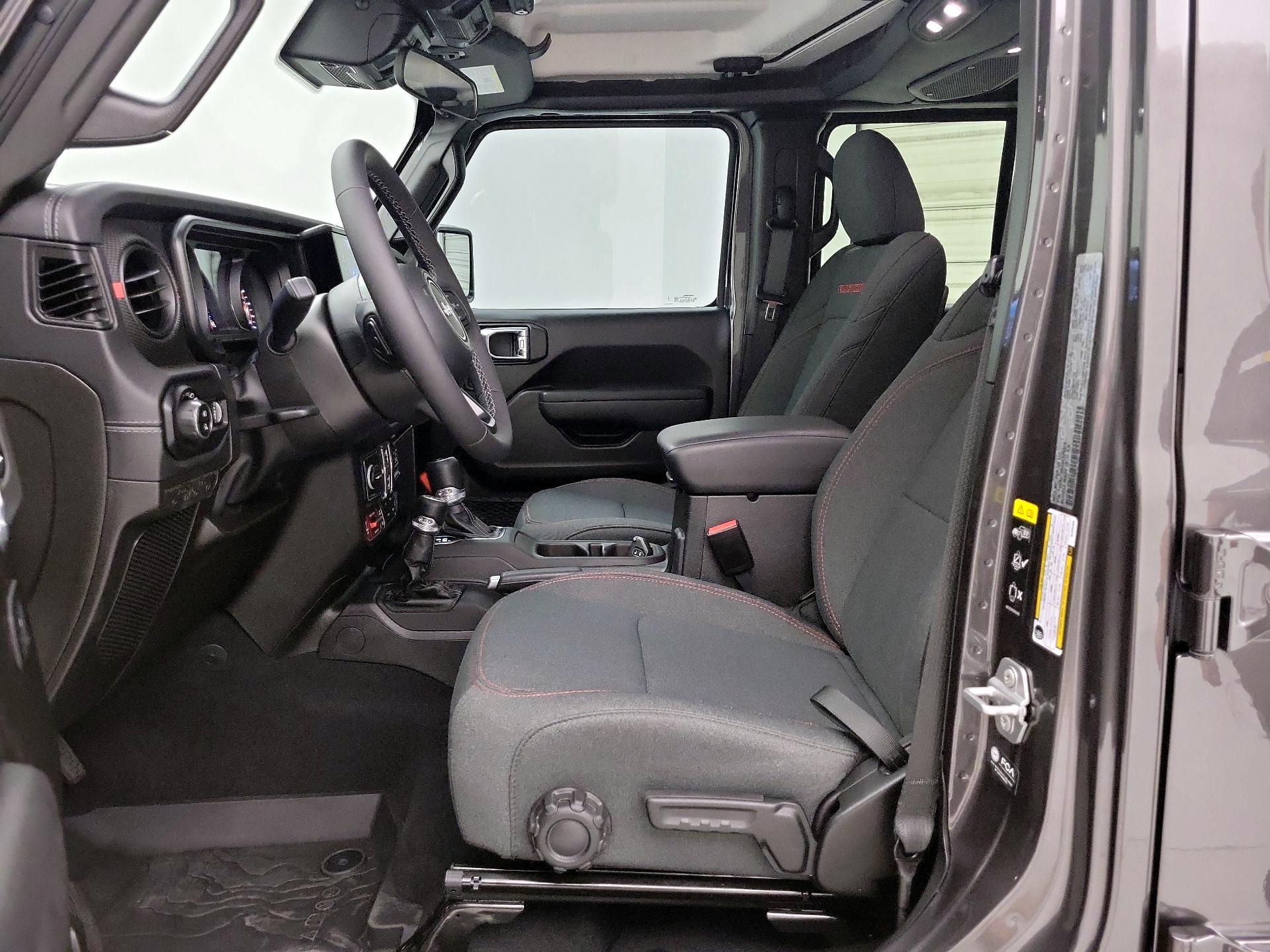 Thumbnail: 2025 Jeep Gladiator - 11