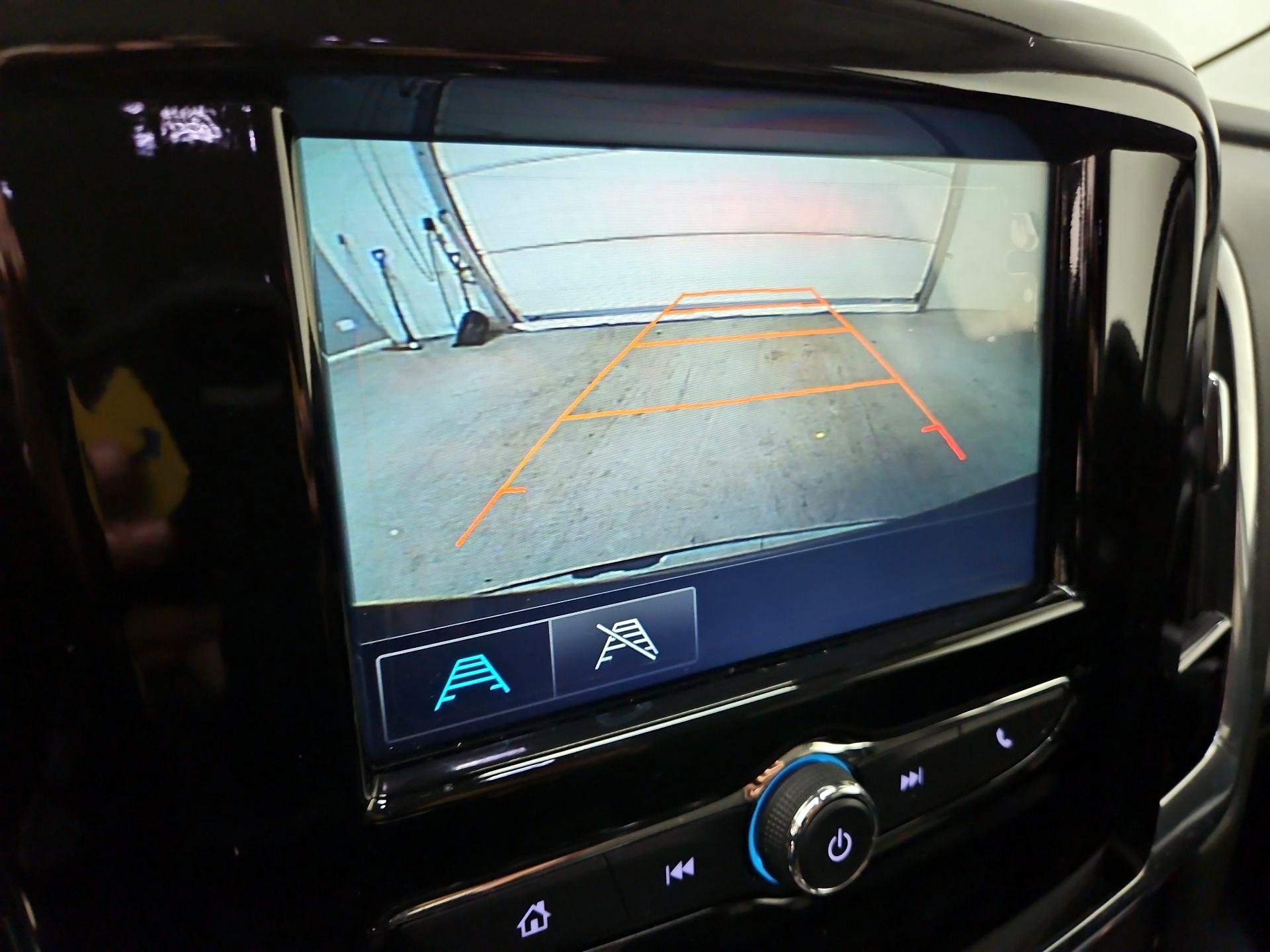 Thumbnail: 2018 Chevrolet Traverse - 14