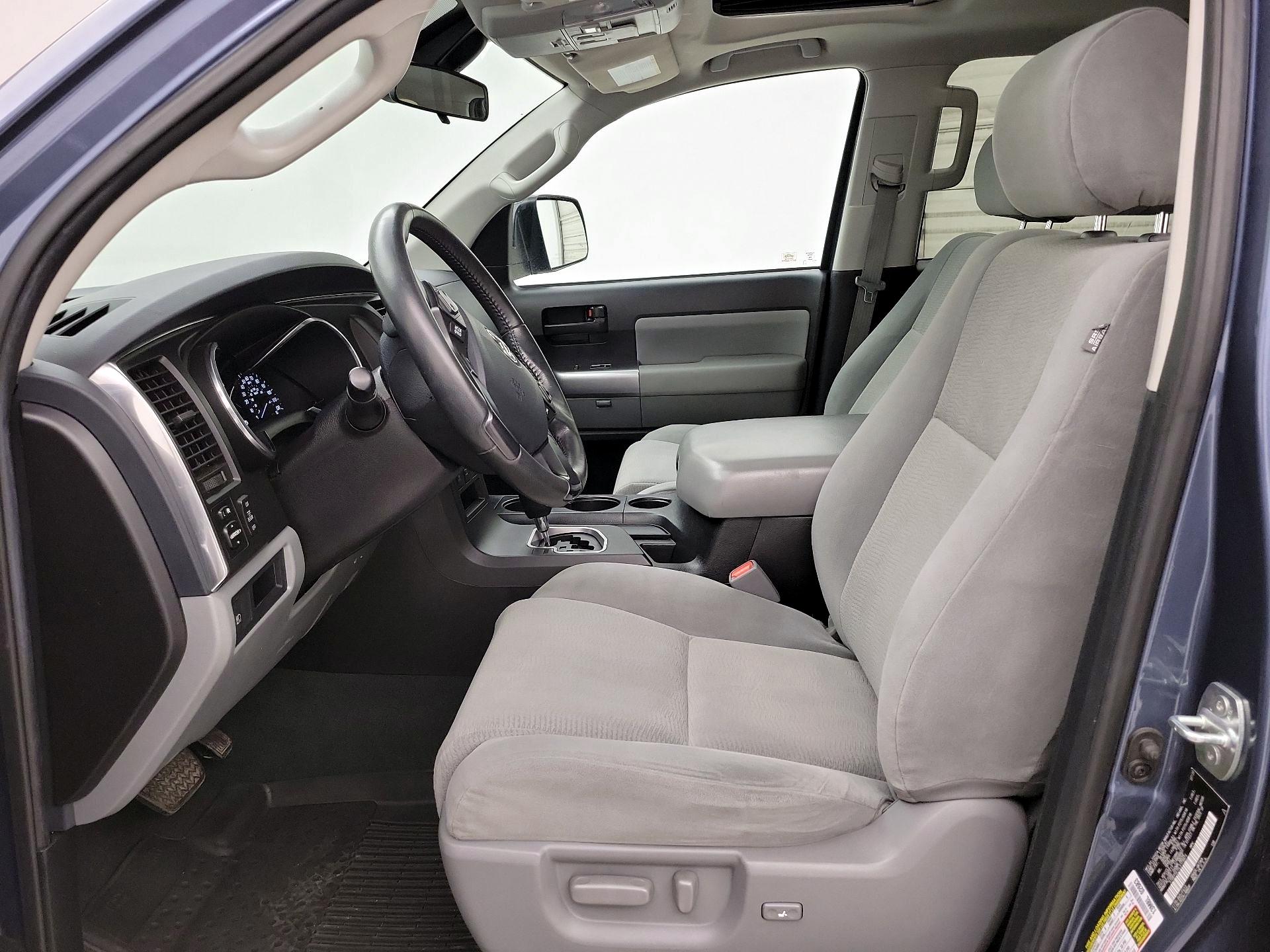 Thumbnail: 2020 Toyota Sequoia - 11
