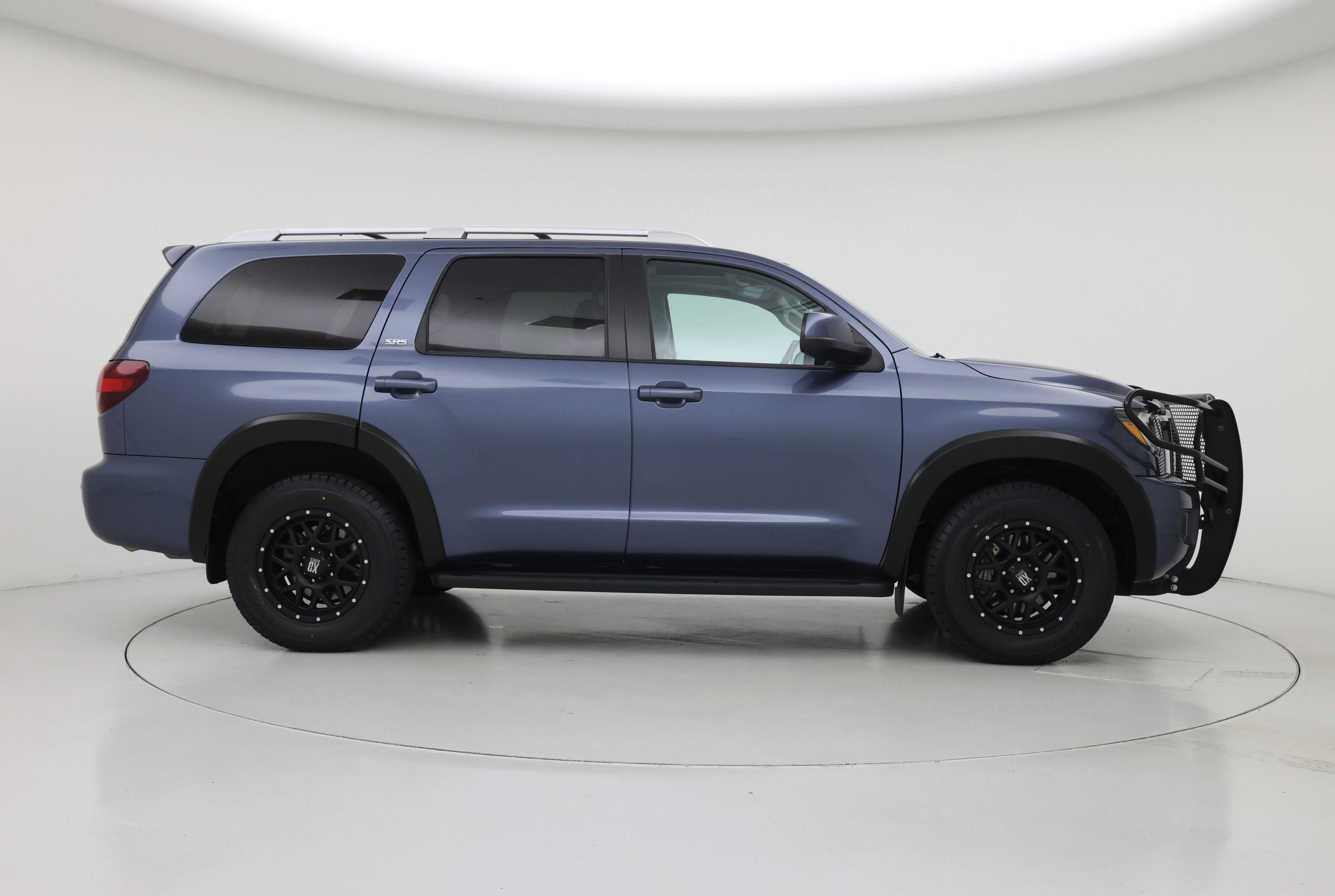 Thumbnail: 2020 Toyota Sequoia - 7