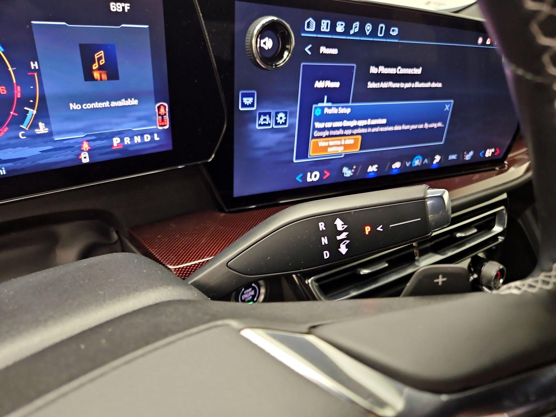 Thumbnail: 2025 Chevrolet Traverse - 16