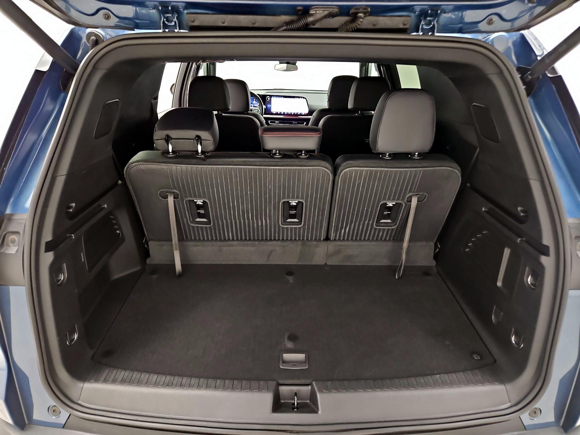 Thumbnail: 2025 Chevrolet Traverse - 20