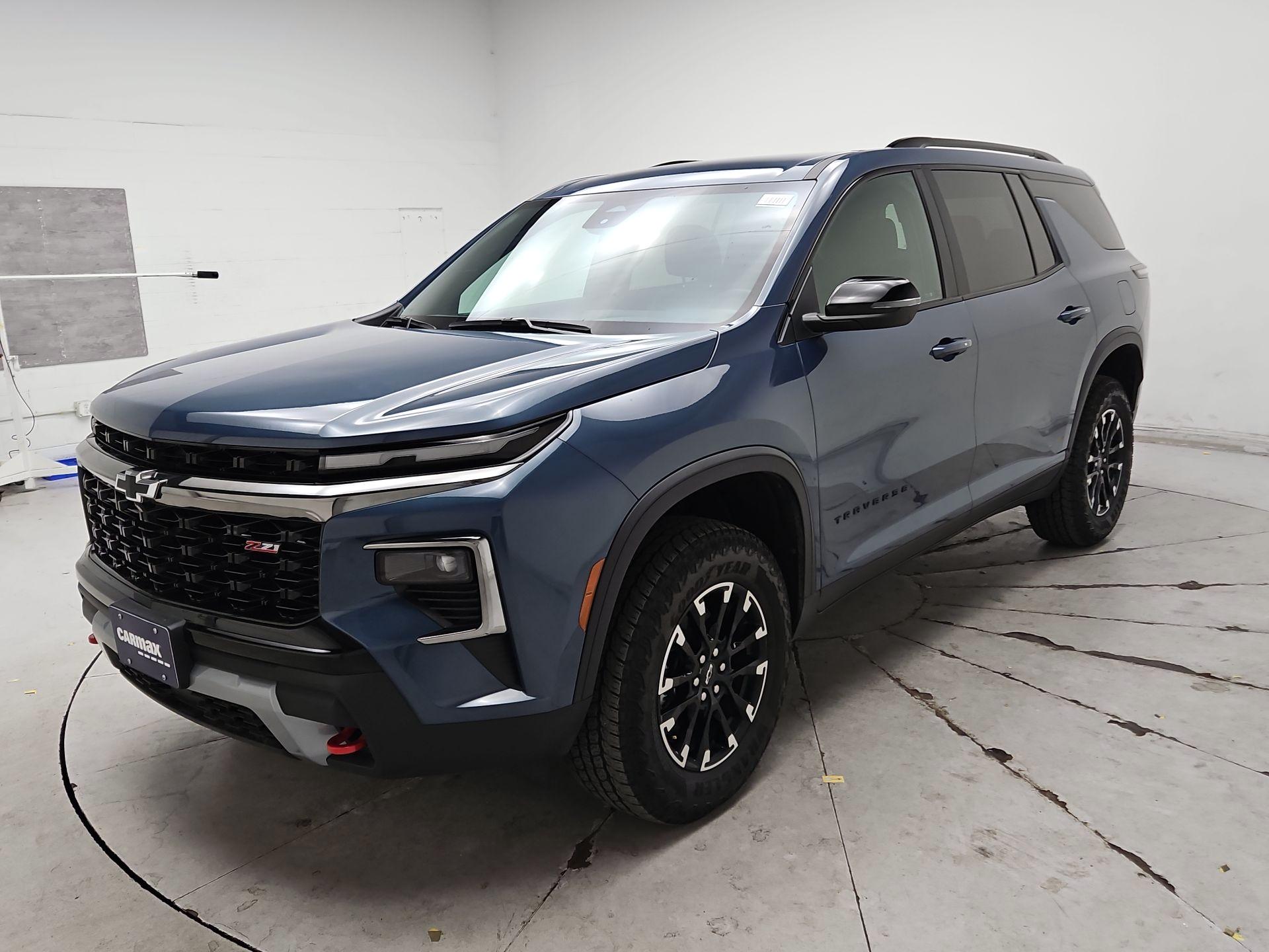 Thumbnail: 2025 Chevrolet Traverse - 3