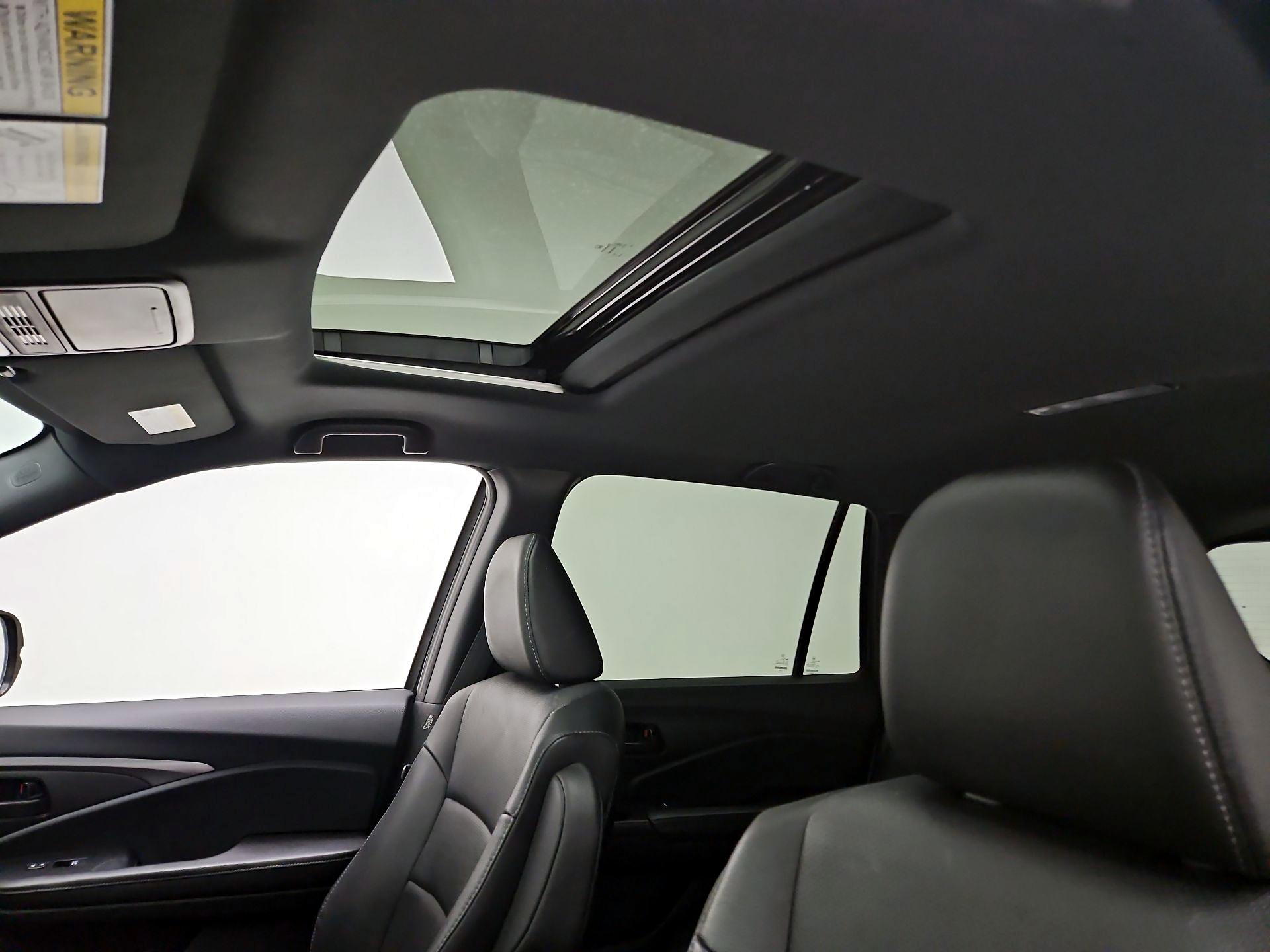 Thumbnail: 2022 Honda Passport - 19