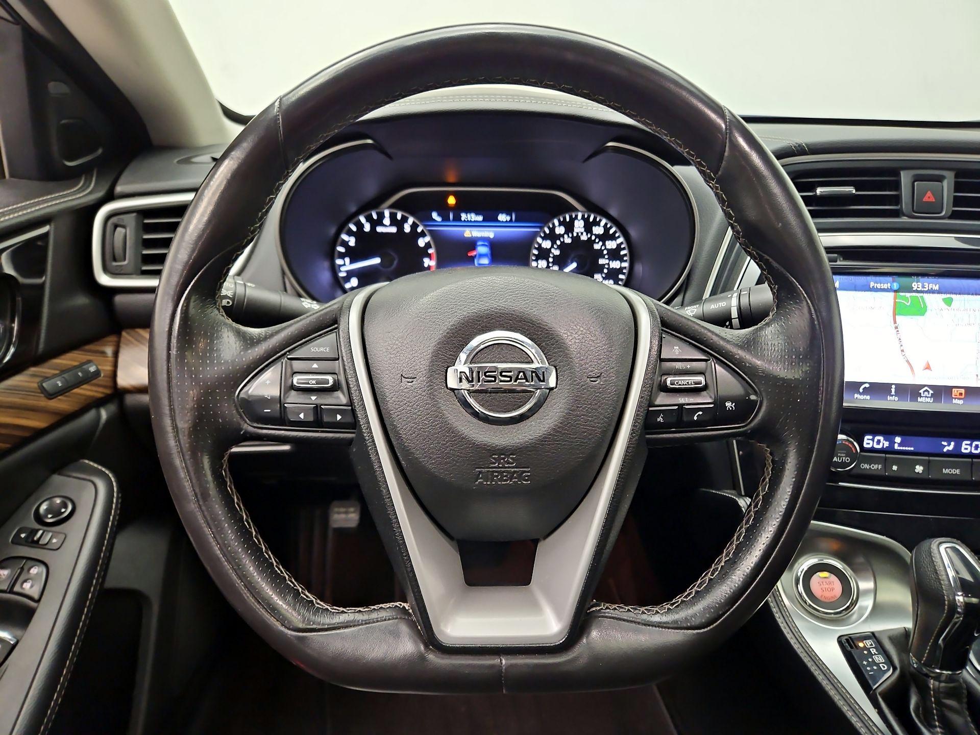 Thumbnail: 2016 Nissan Maxima - 10