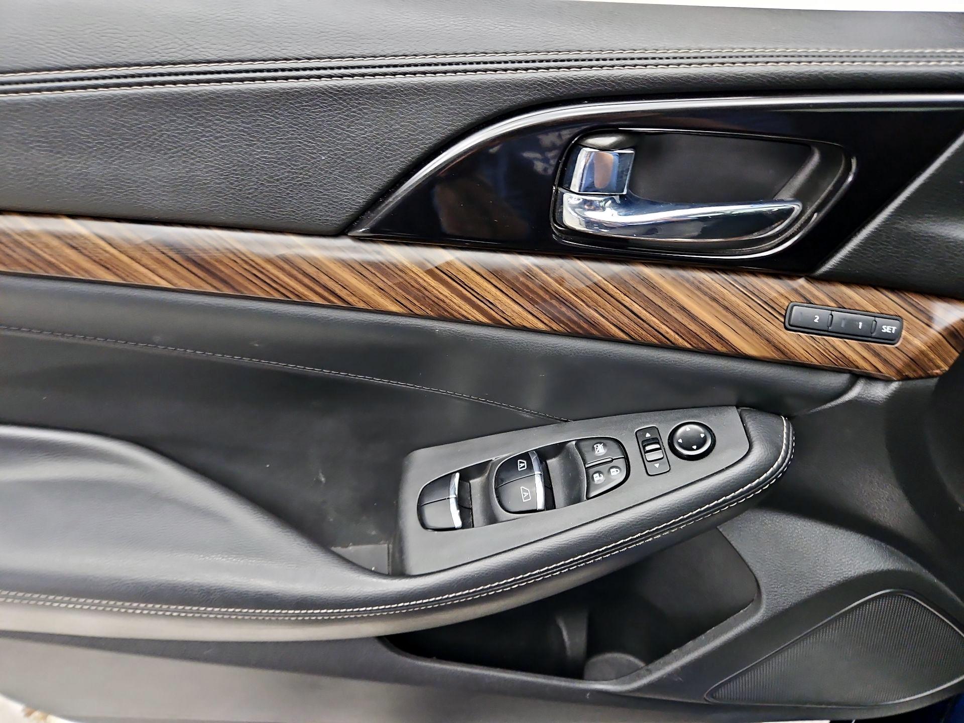 Thumbnail: 2016 Nissan Maxima - 12