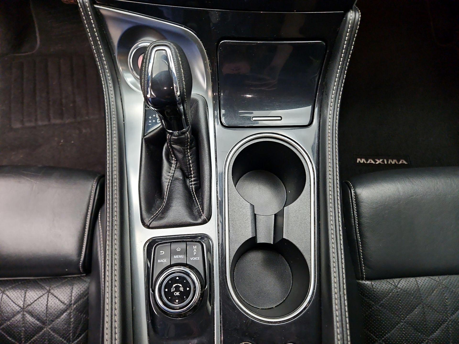 Thumbnail: 2016 Nissan Maxima - 18