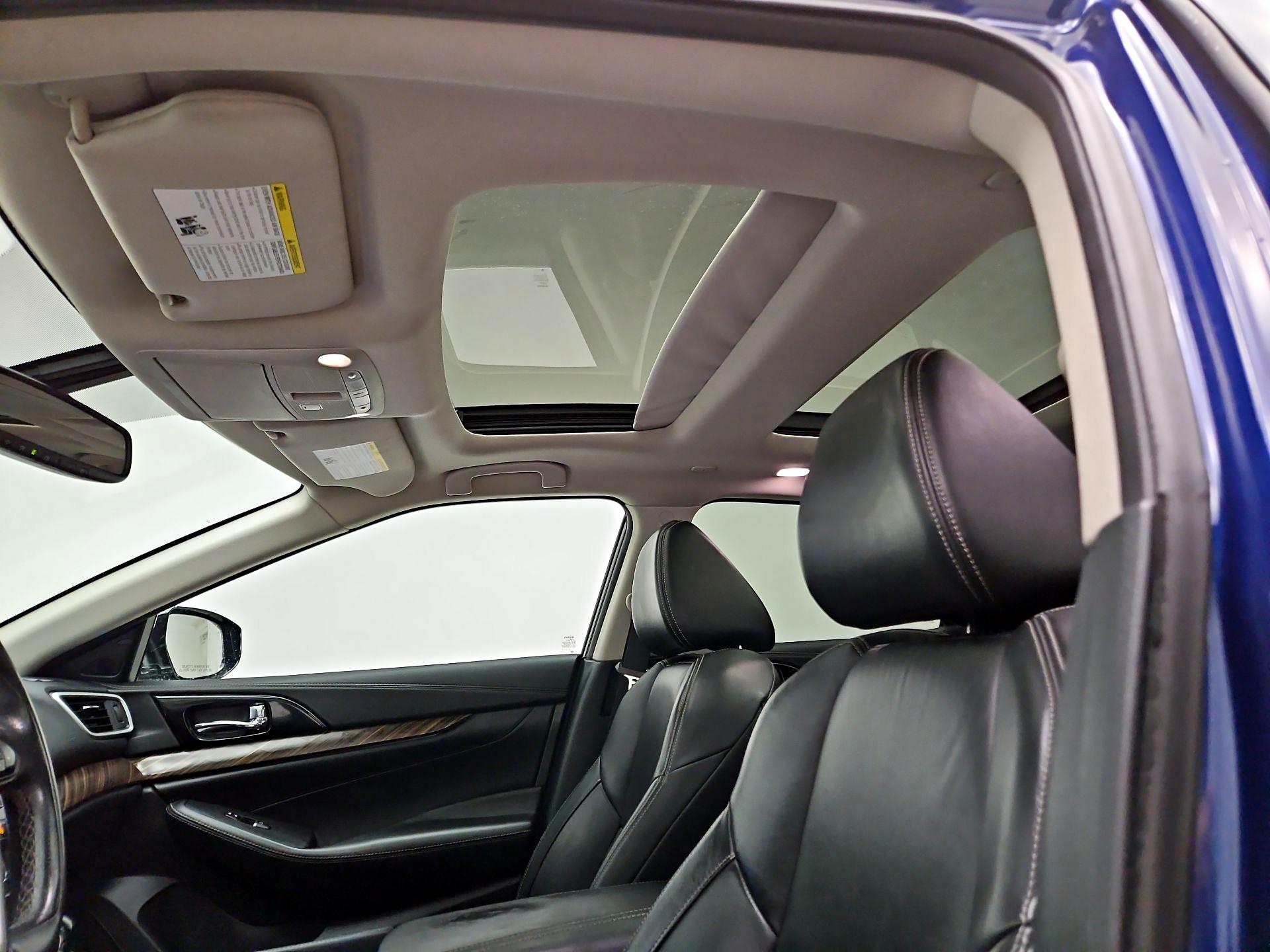 Thumbnail: 2016 Nissan Maxima - 20