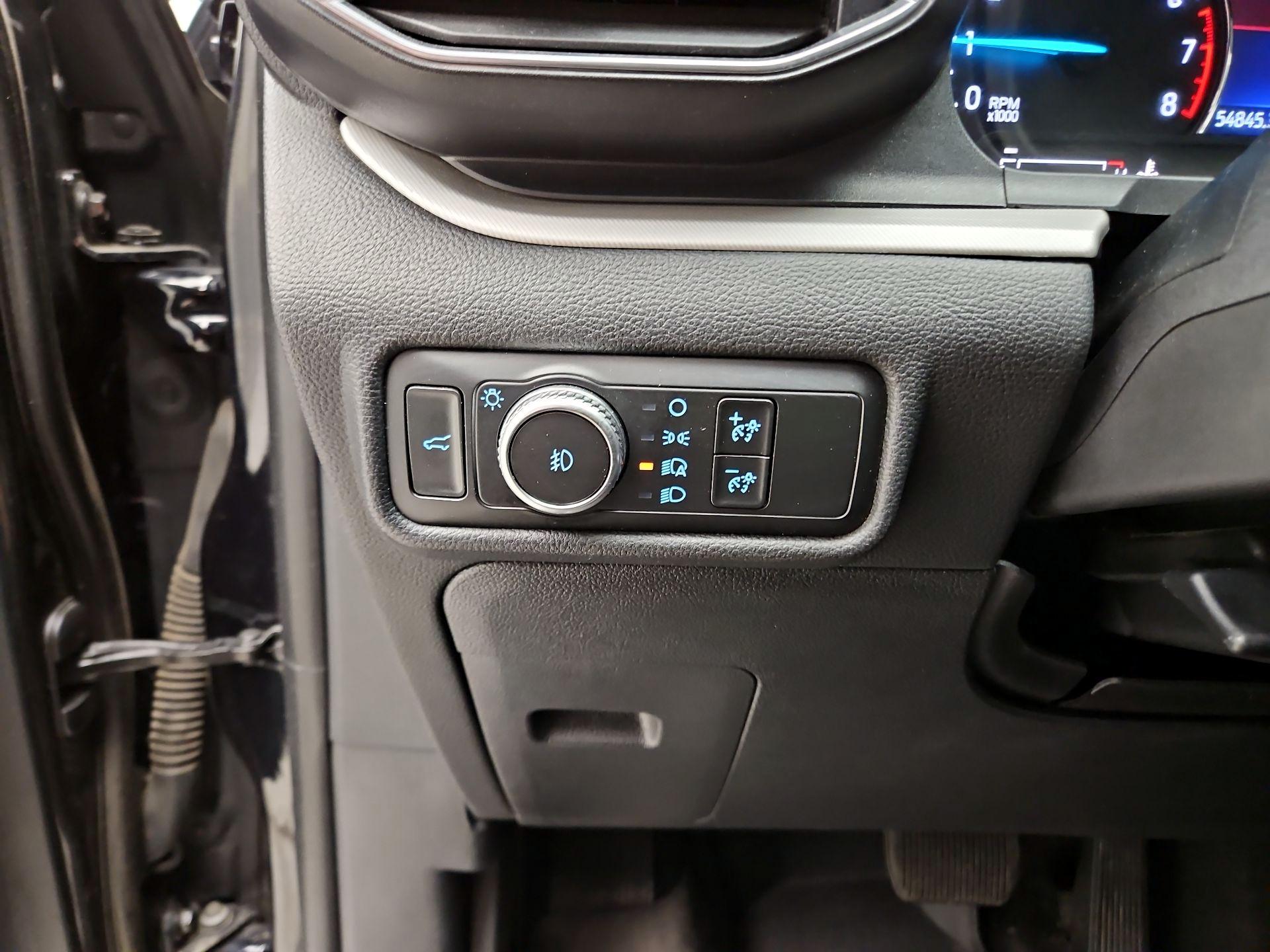 Thumbnail: 2020 Ford Explorer - 13