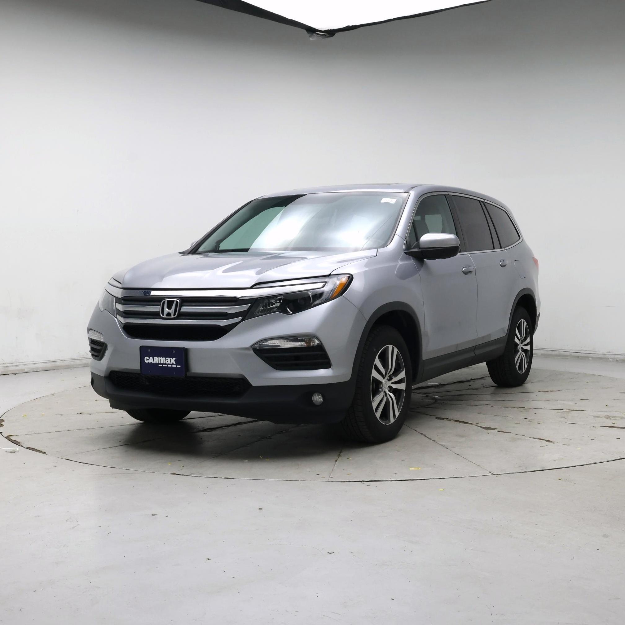 Thumbnail: 2018 Honda Pilot - 4
