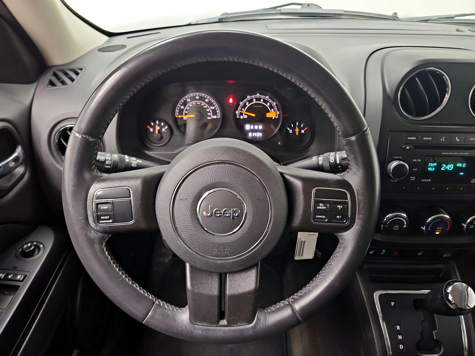 Thumbnail: 2017 Jeep Patriot - 10