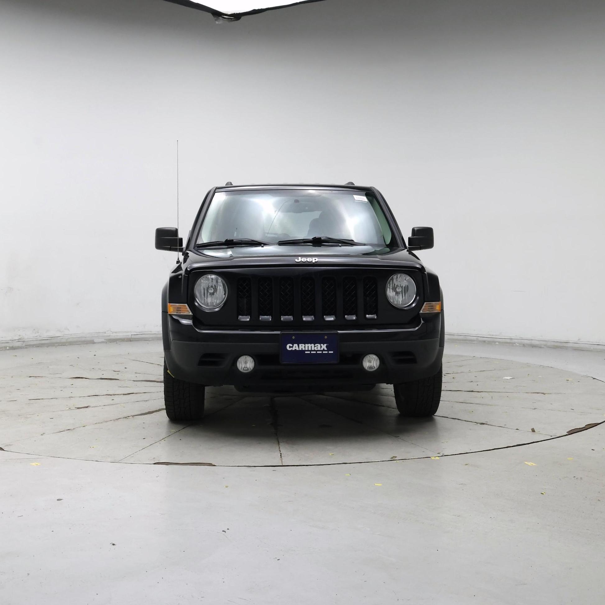 Thumbnail: 2017 Jeep Patriot - 5