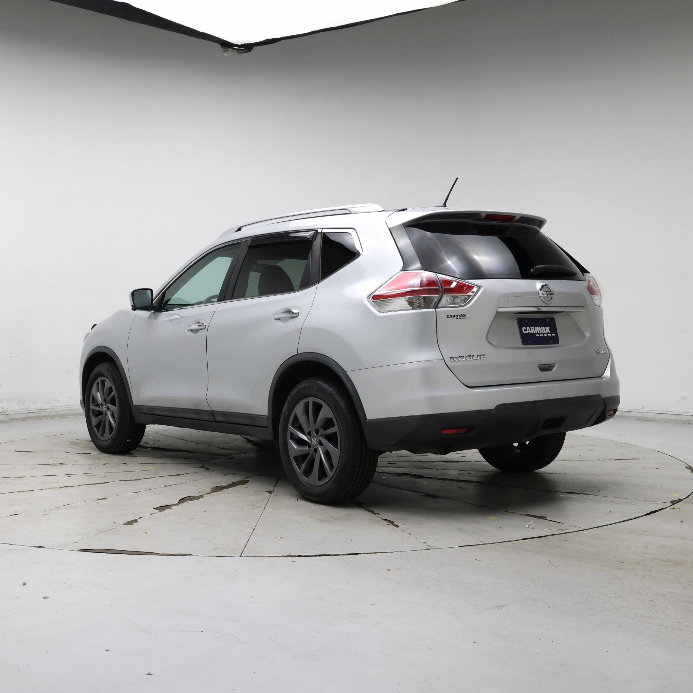 Thumbnail: 2016 Nissan Rogue - 2