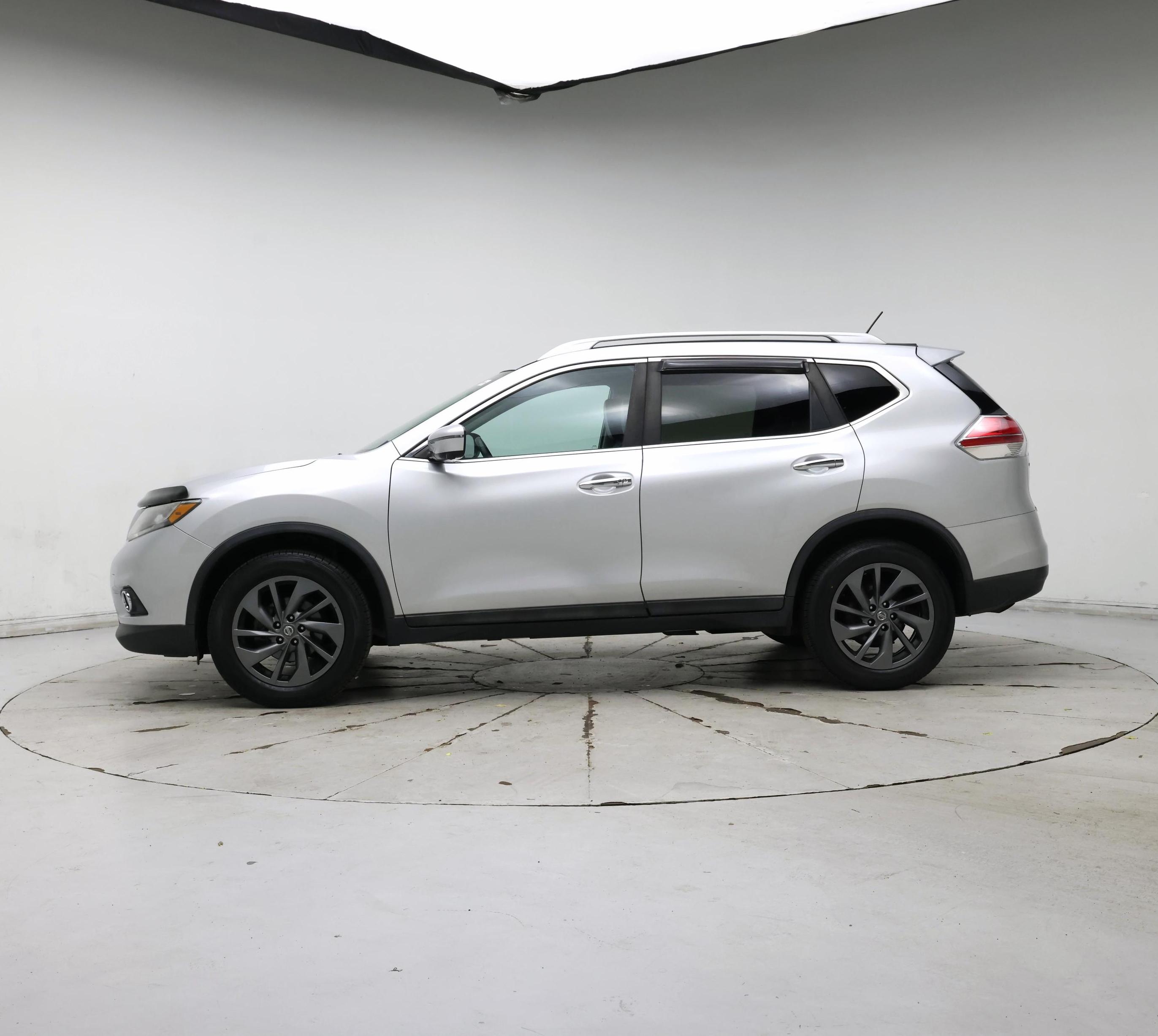 Thumbnail: 2016 Nissan Rogue - 3
