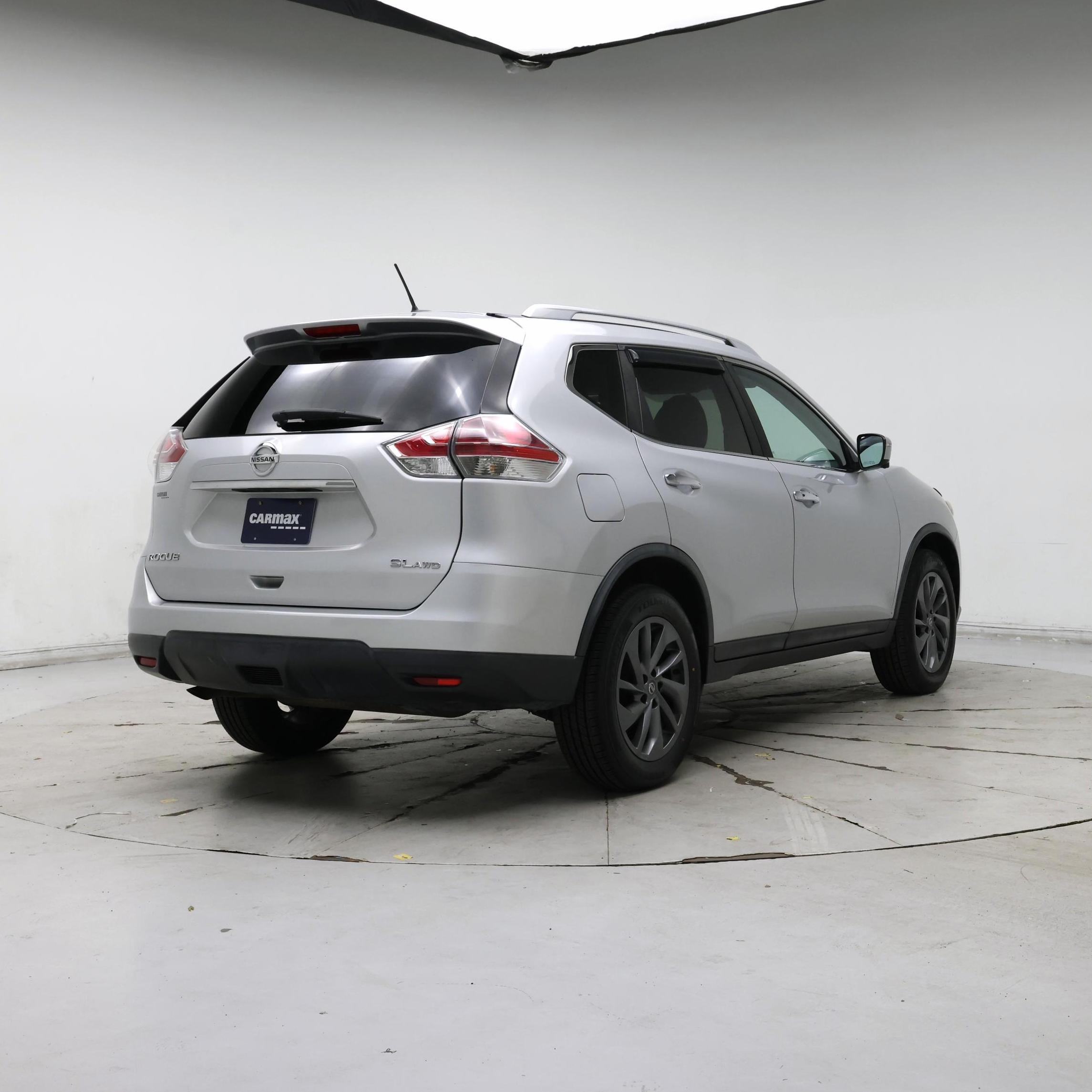 Thumbnail: 2016 Nissan Rogue - 8