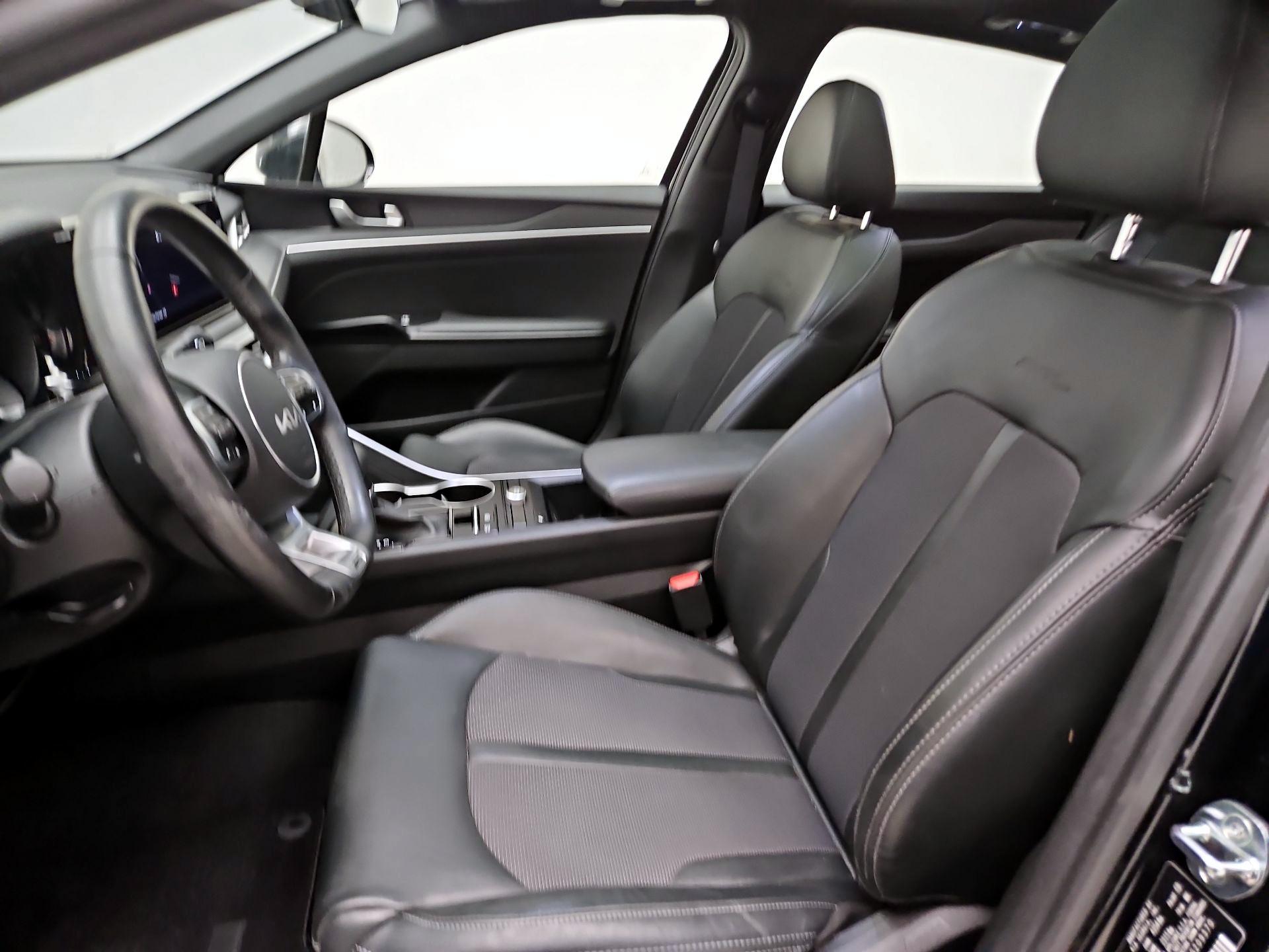 Thumbnail: 2023 Kia K5 - 11