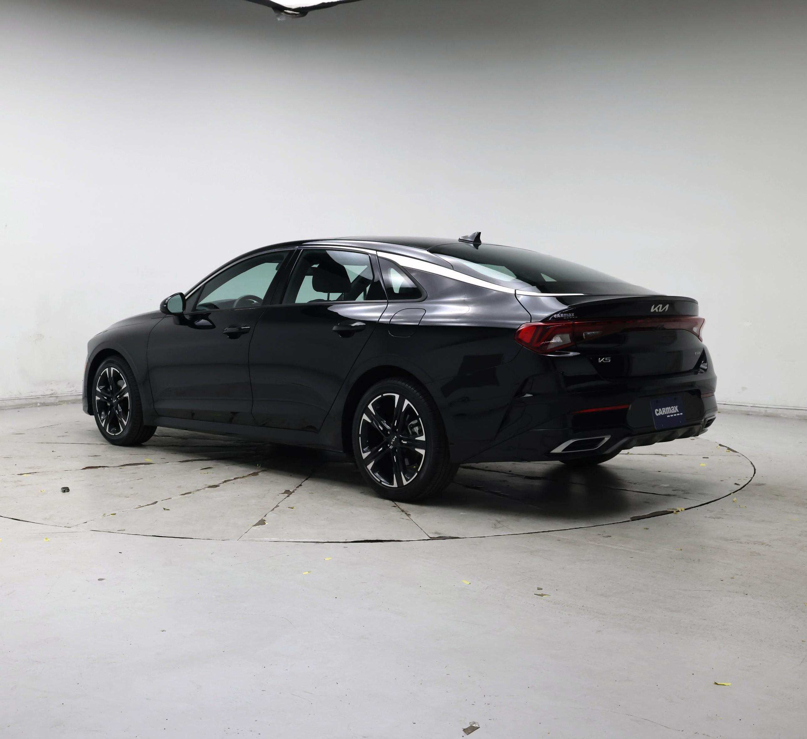 Thumbnail: 2023 Kia K5 - 2