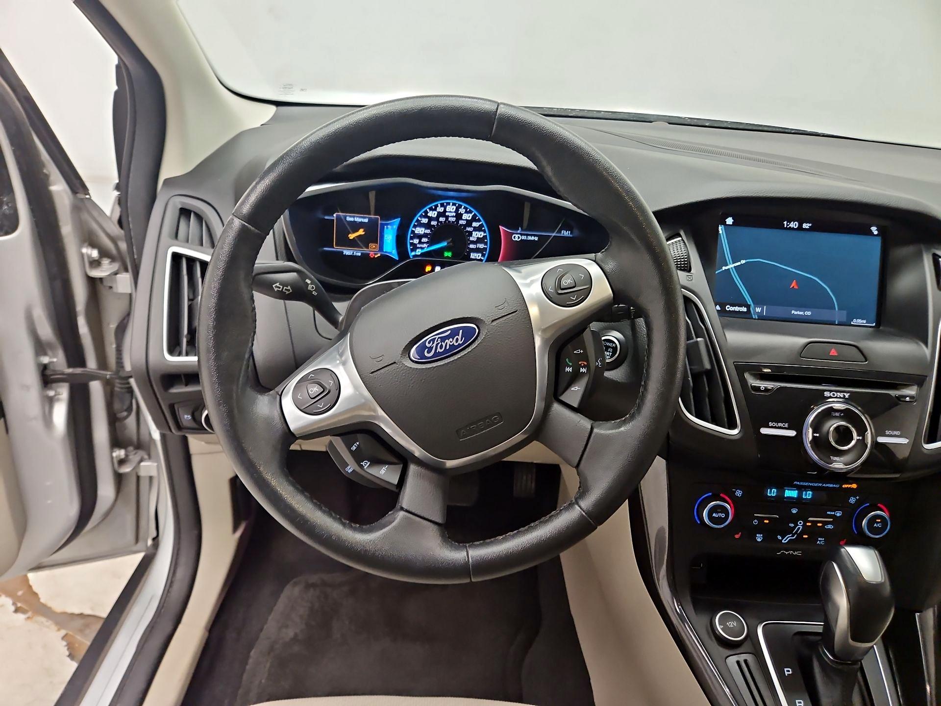 Thumbnail: 2016 Ford Focus - 10