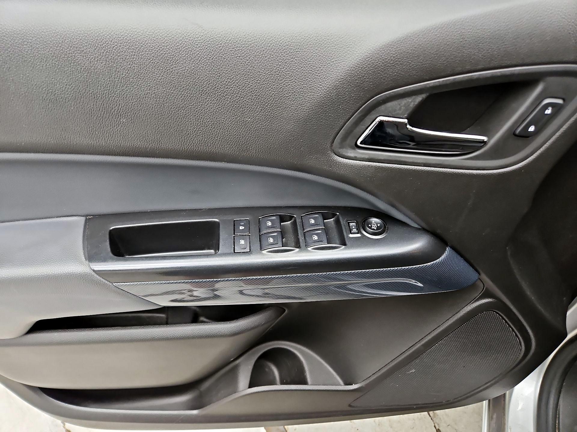 Thumbnail: 2016 Chevrolet Colorado - 12