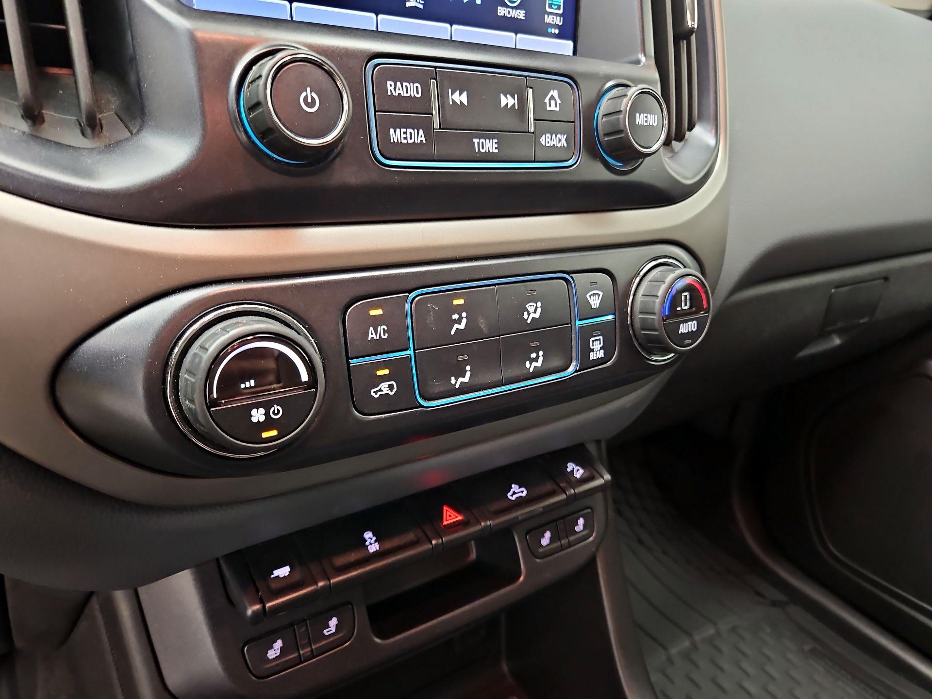 Thumbnail: 2016 Chevrolet Colorado - 17