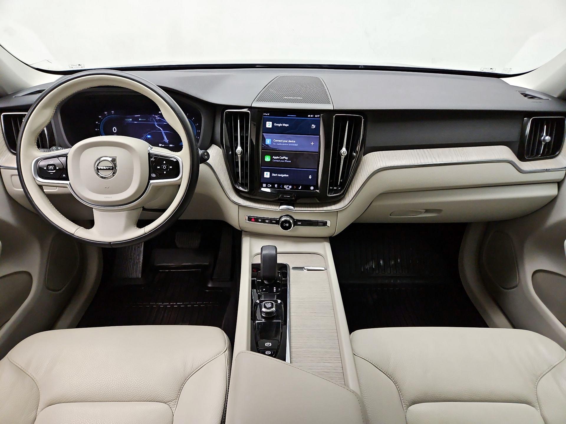 Thumbnail: 2023 Volvo XC60 - 9