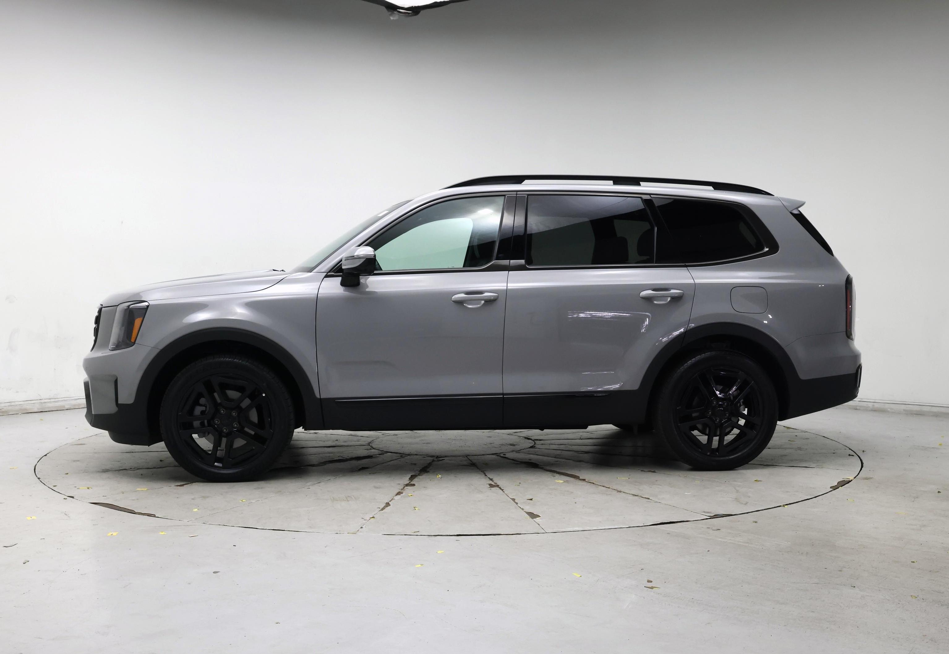 Thumbnail: 2025 Kia Telluride - 3