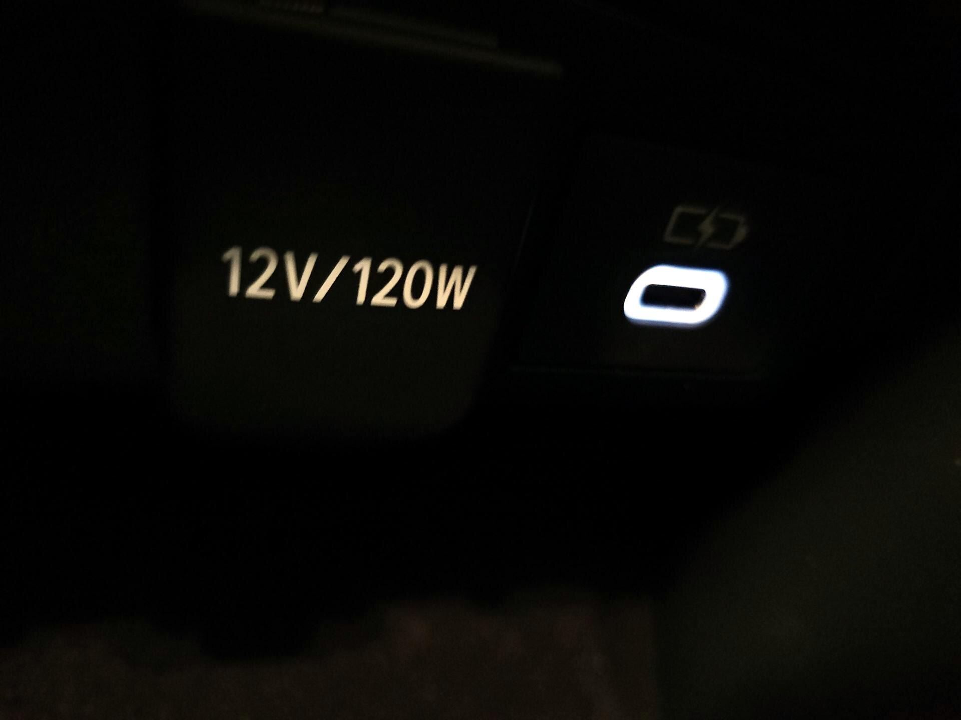 Thumbnail: 2026 Toyota Corolla Cross - 18