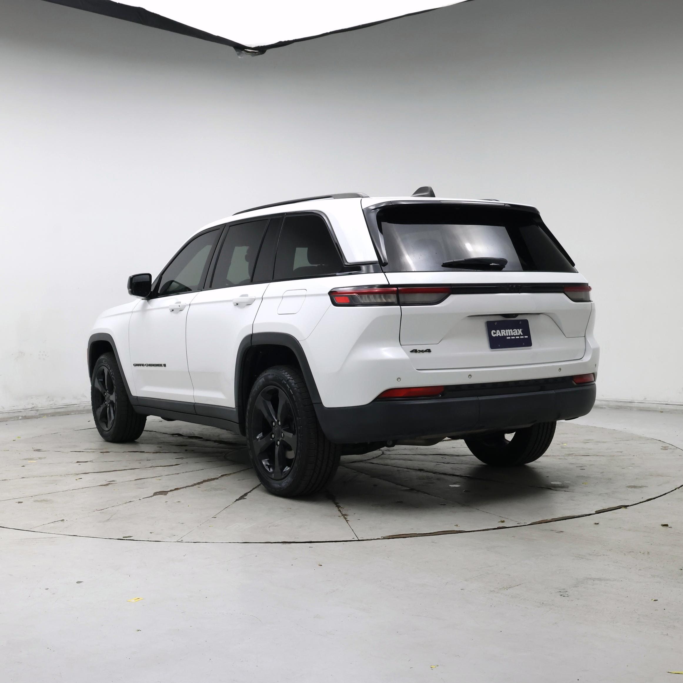 Thumbnail: 2023 Jeep Grand Cherokee - 2