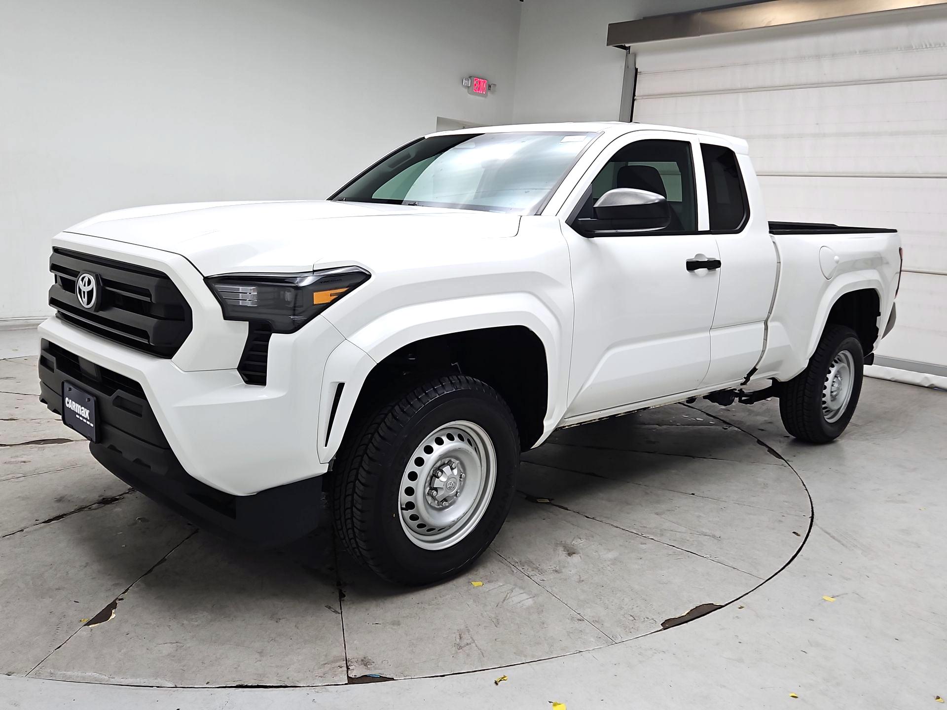 Thumbnail: 2024 Toyota Tacoma - 3