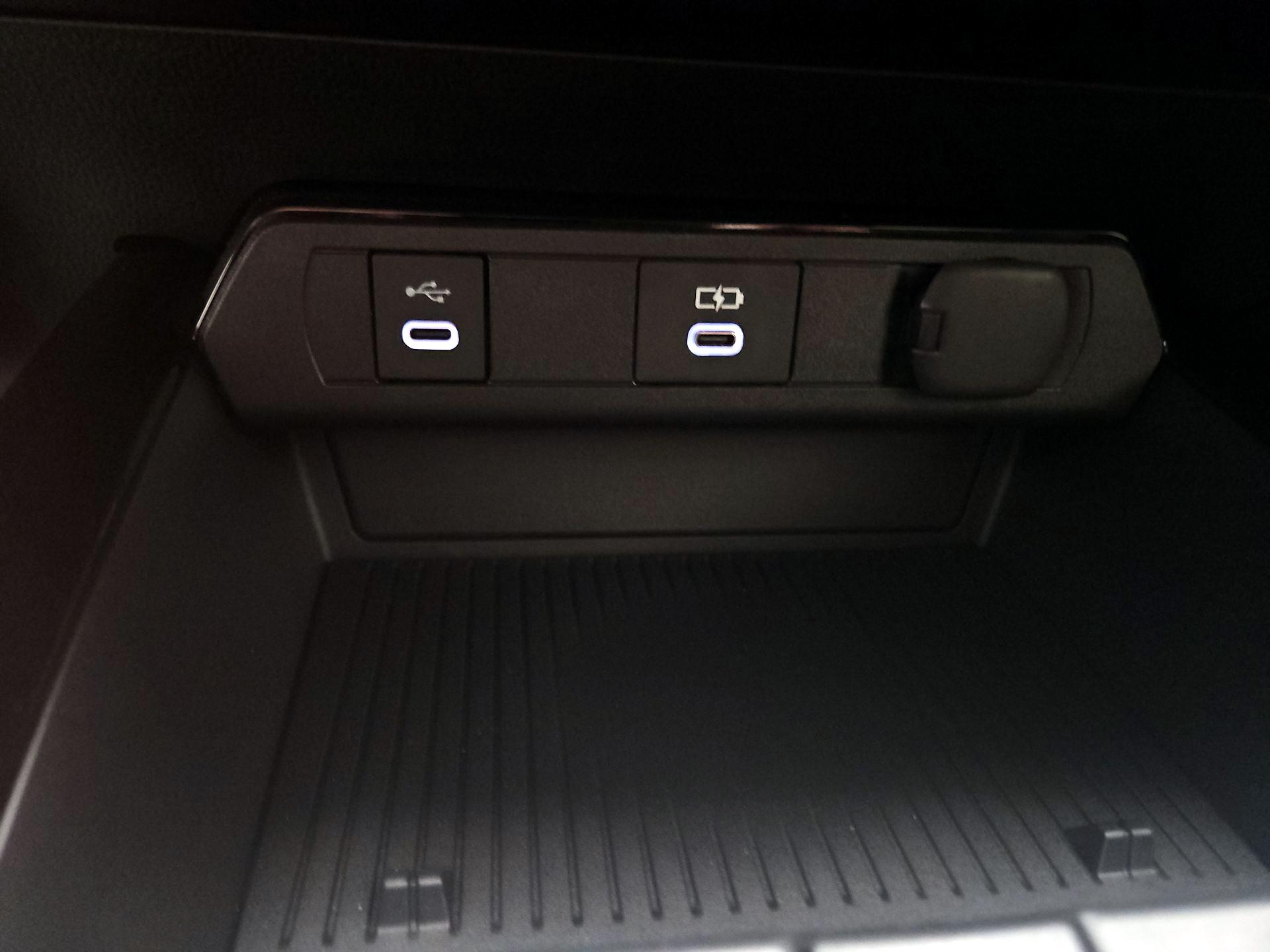 Thumbnail: 2026 Toyota Prius - 19