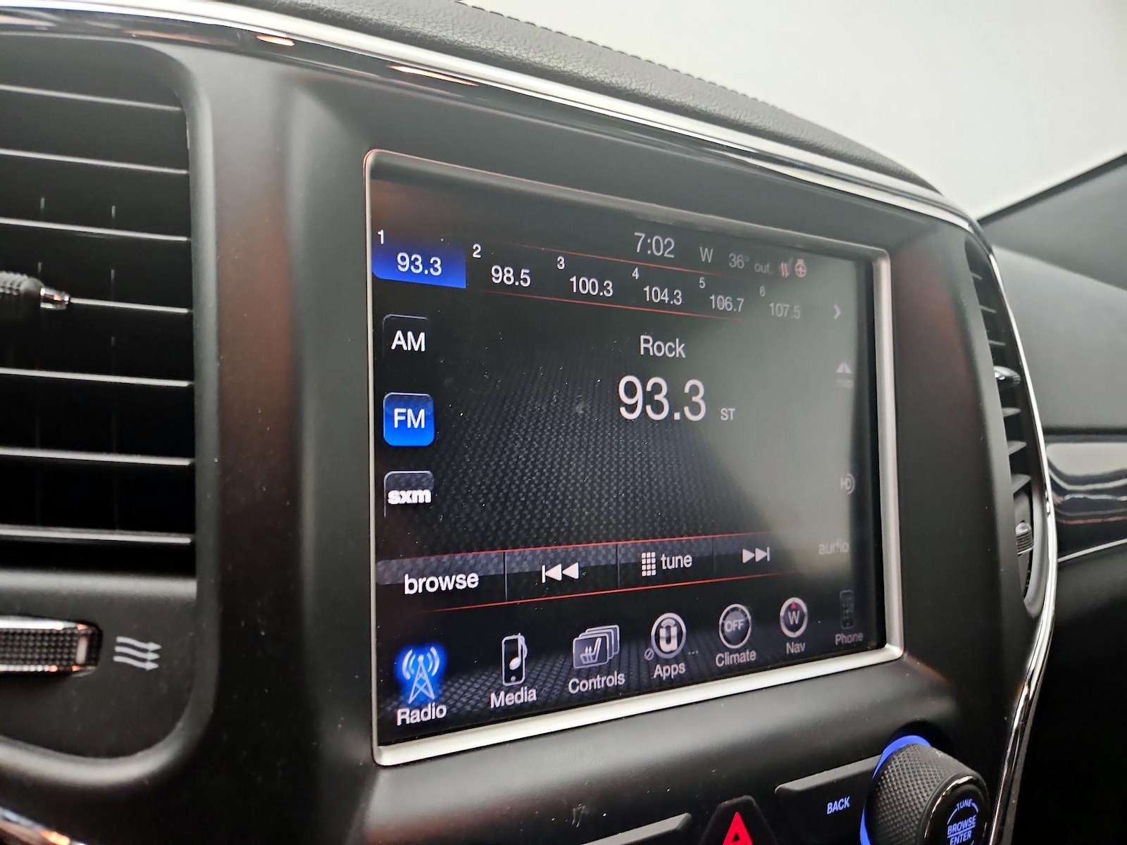 2015 Jeep Grand Cherokee High Altitude - Photo 17