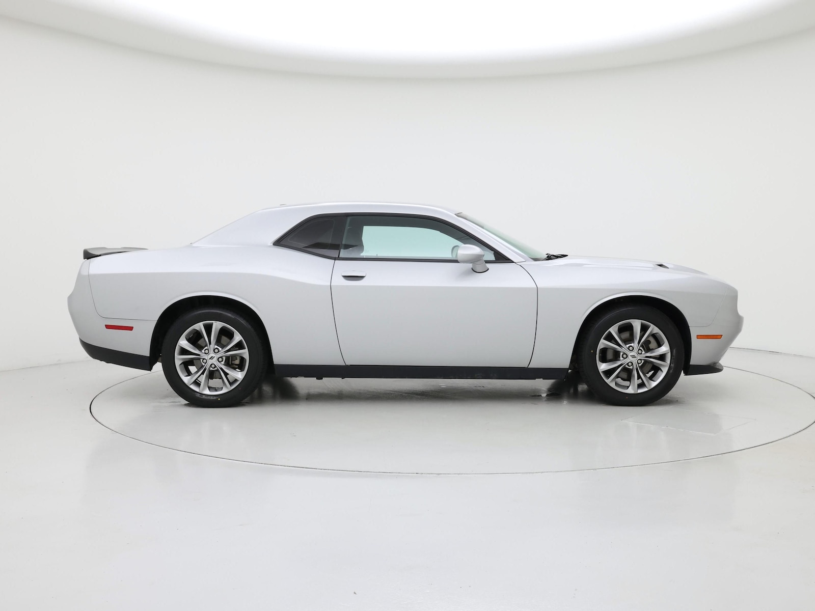 2023 Dodge Challenger SXT - Photo 8