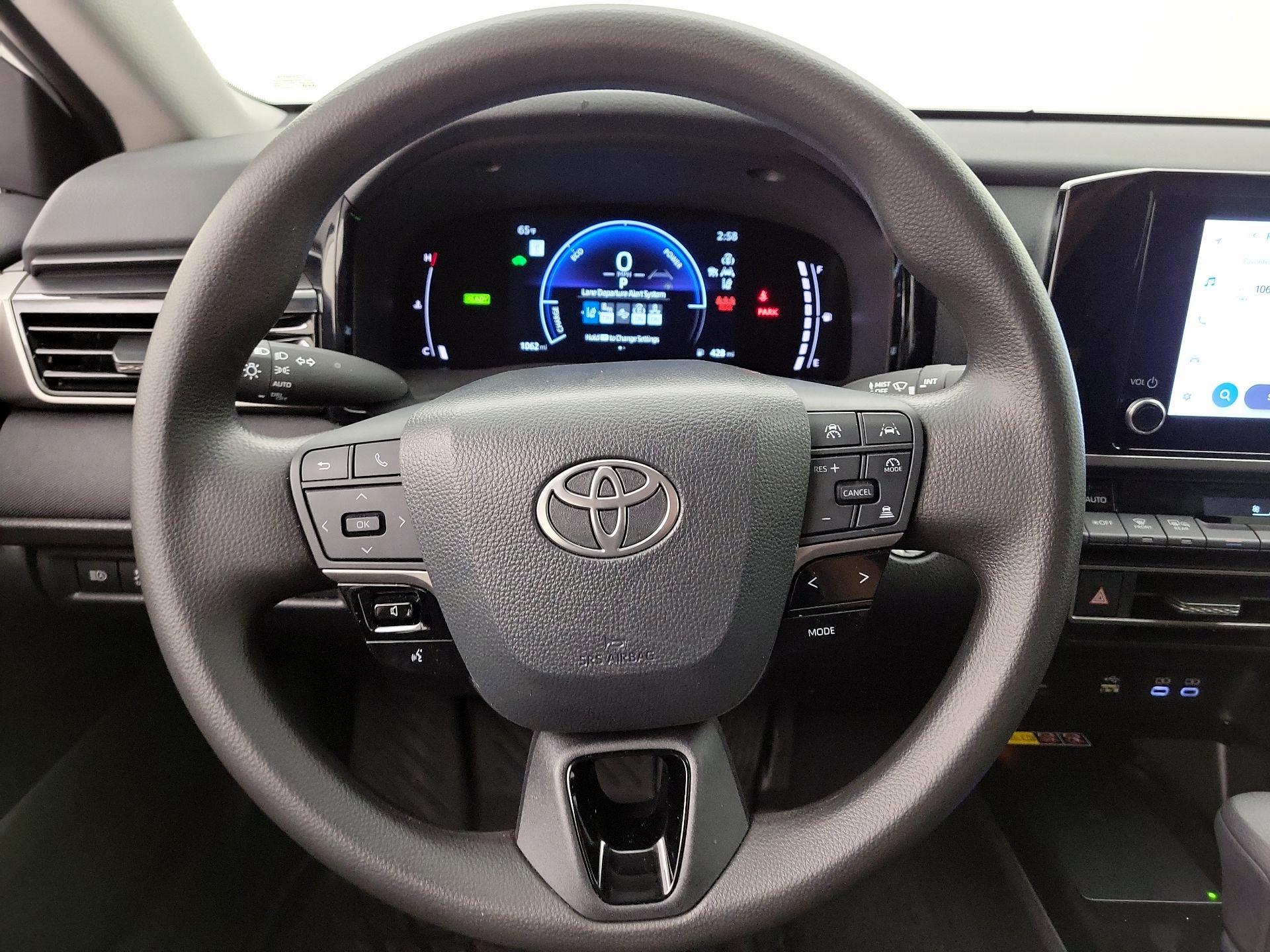 Thumbnail: 2025 Toyota Camry - 10