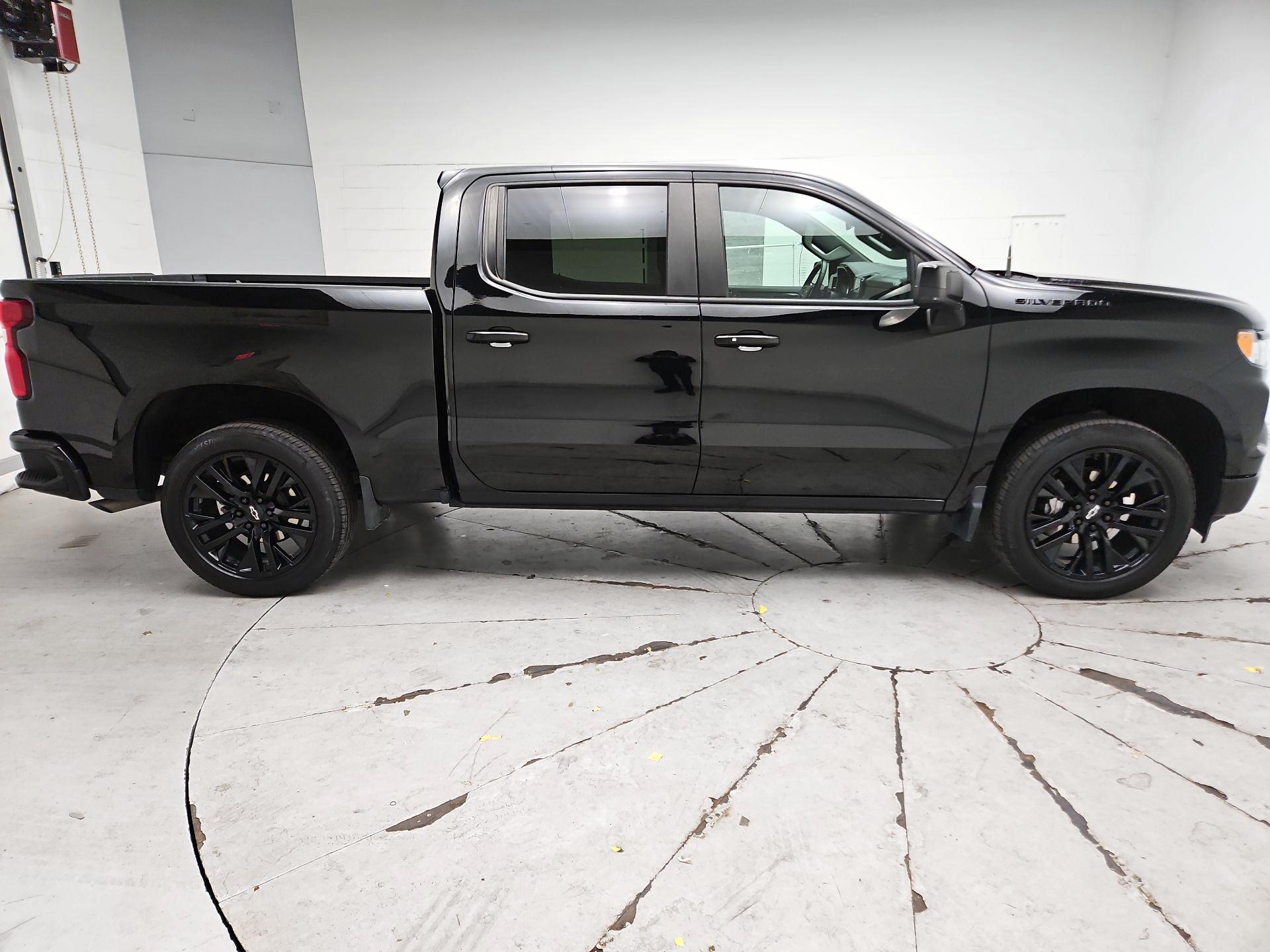 Thumbnail: 2023 Chevrolet Silverado 1500 - 4