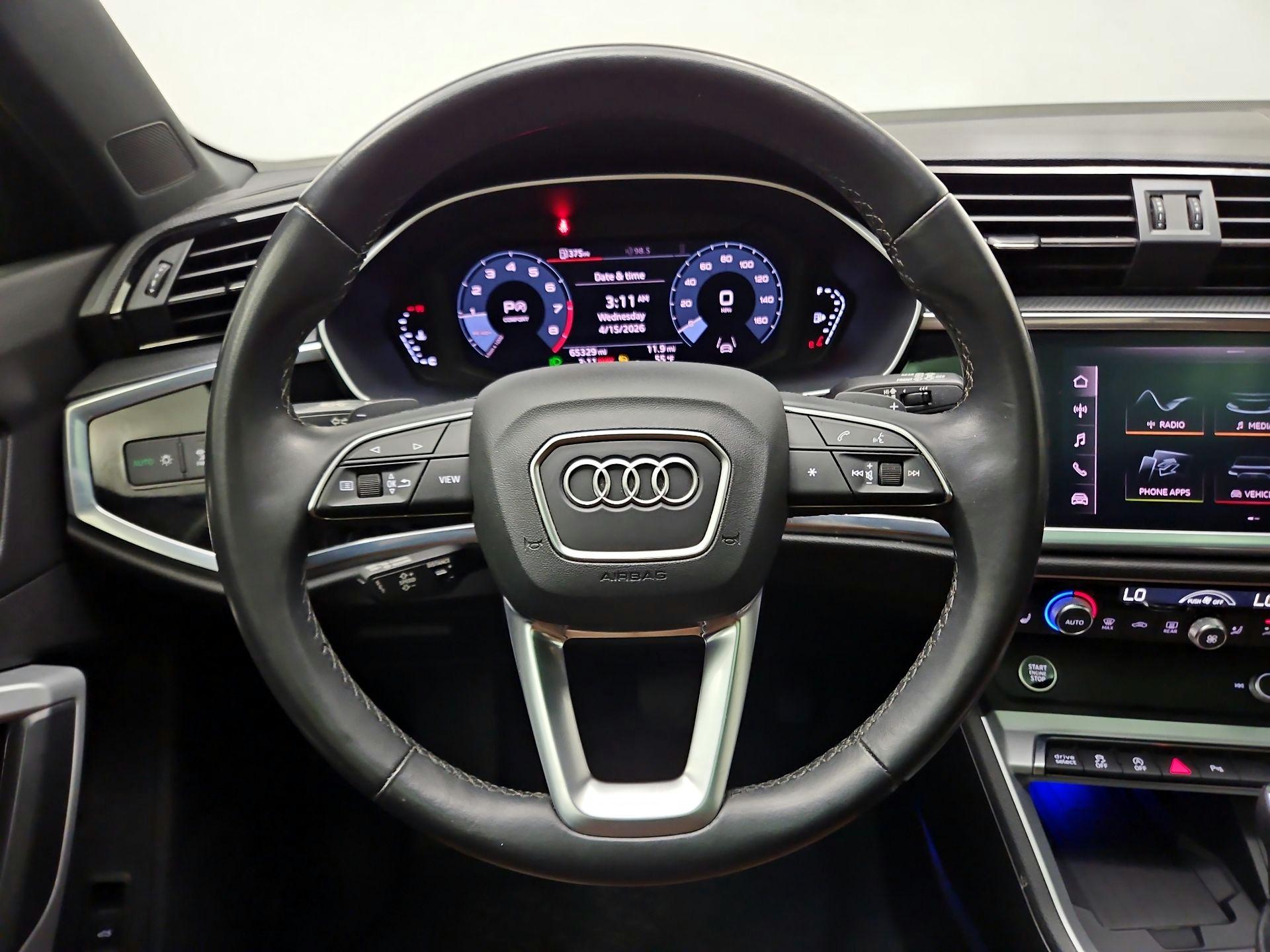 Thumbnail: 2021 Audi Q3 - 10