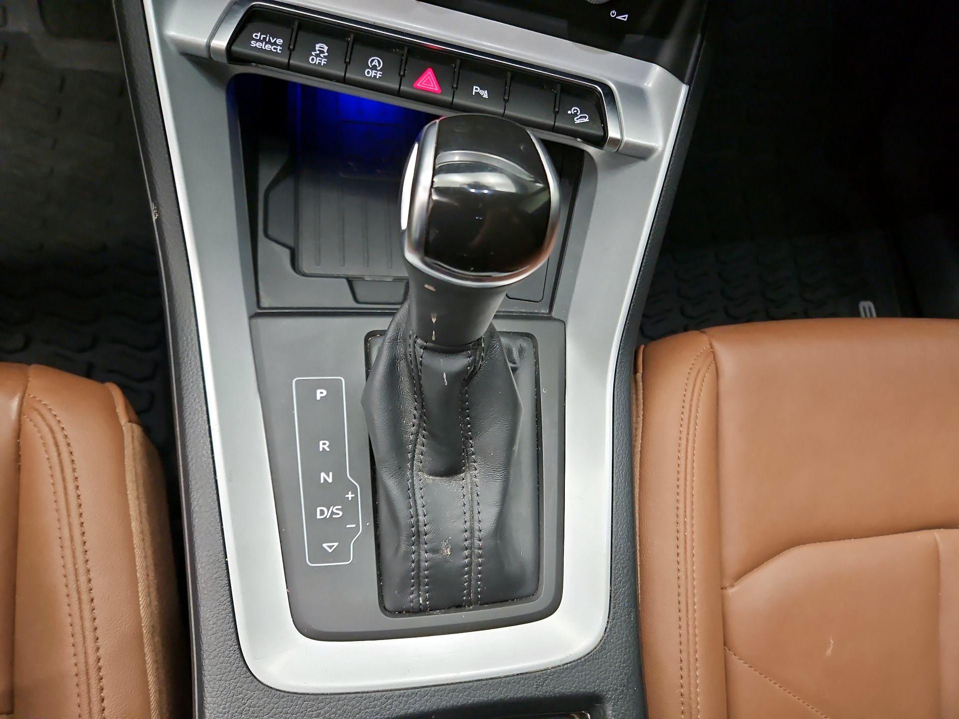 Thumbnail: 2021 Audi Q3 - 17