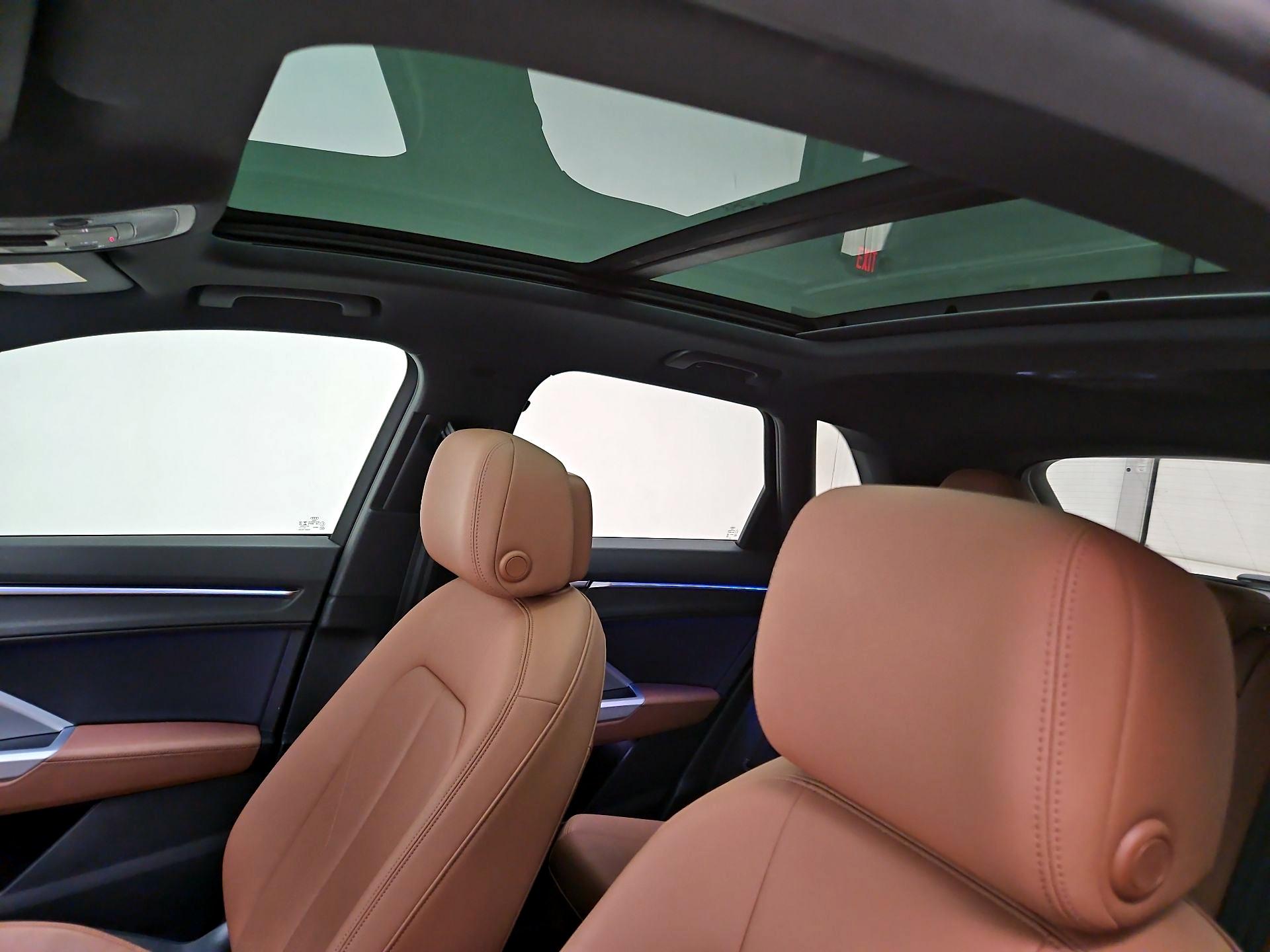 Thumbnail: 2021 Audi Q3 - 19