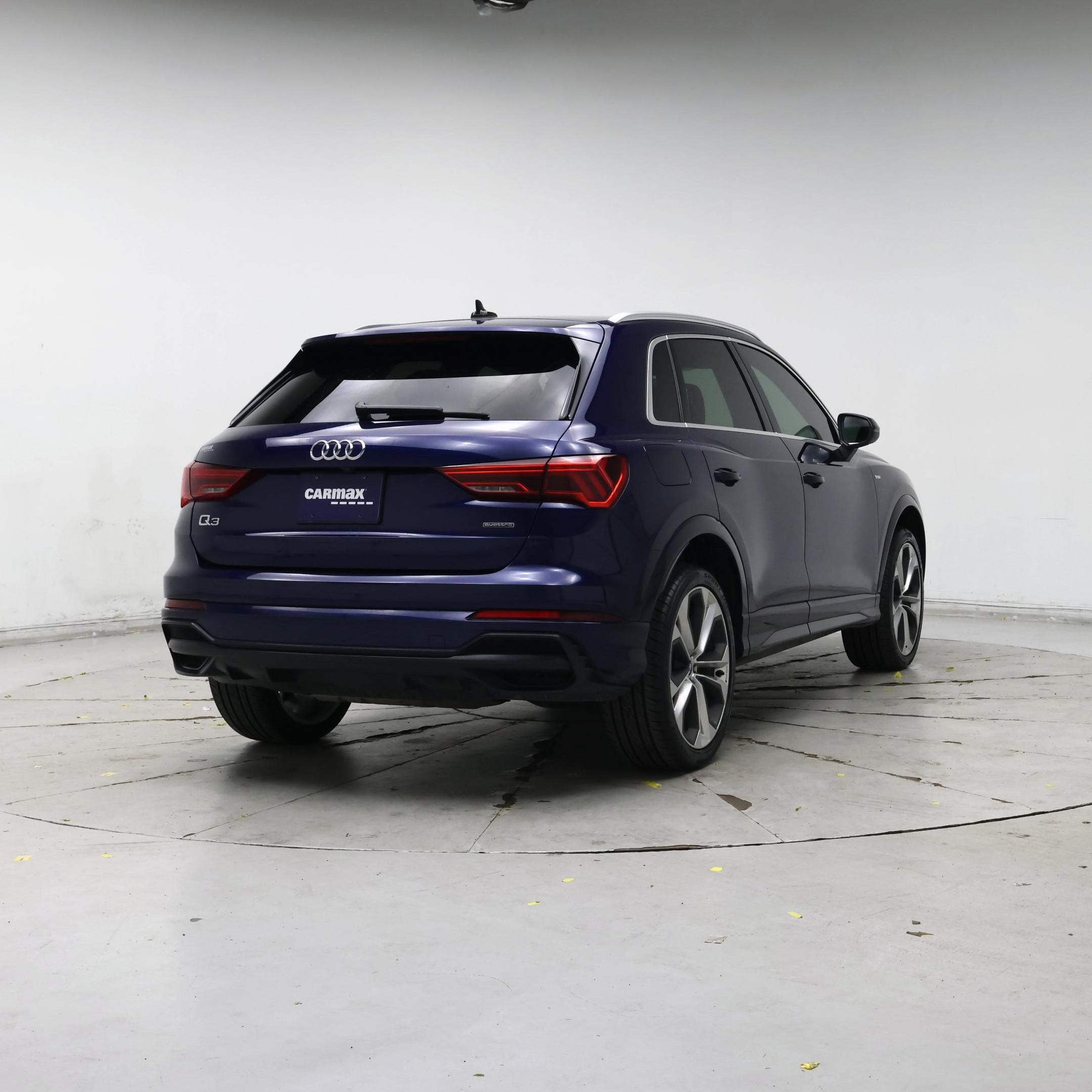 Thumbnail: 2021 Audi Q3 - 8