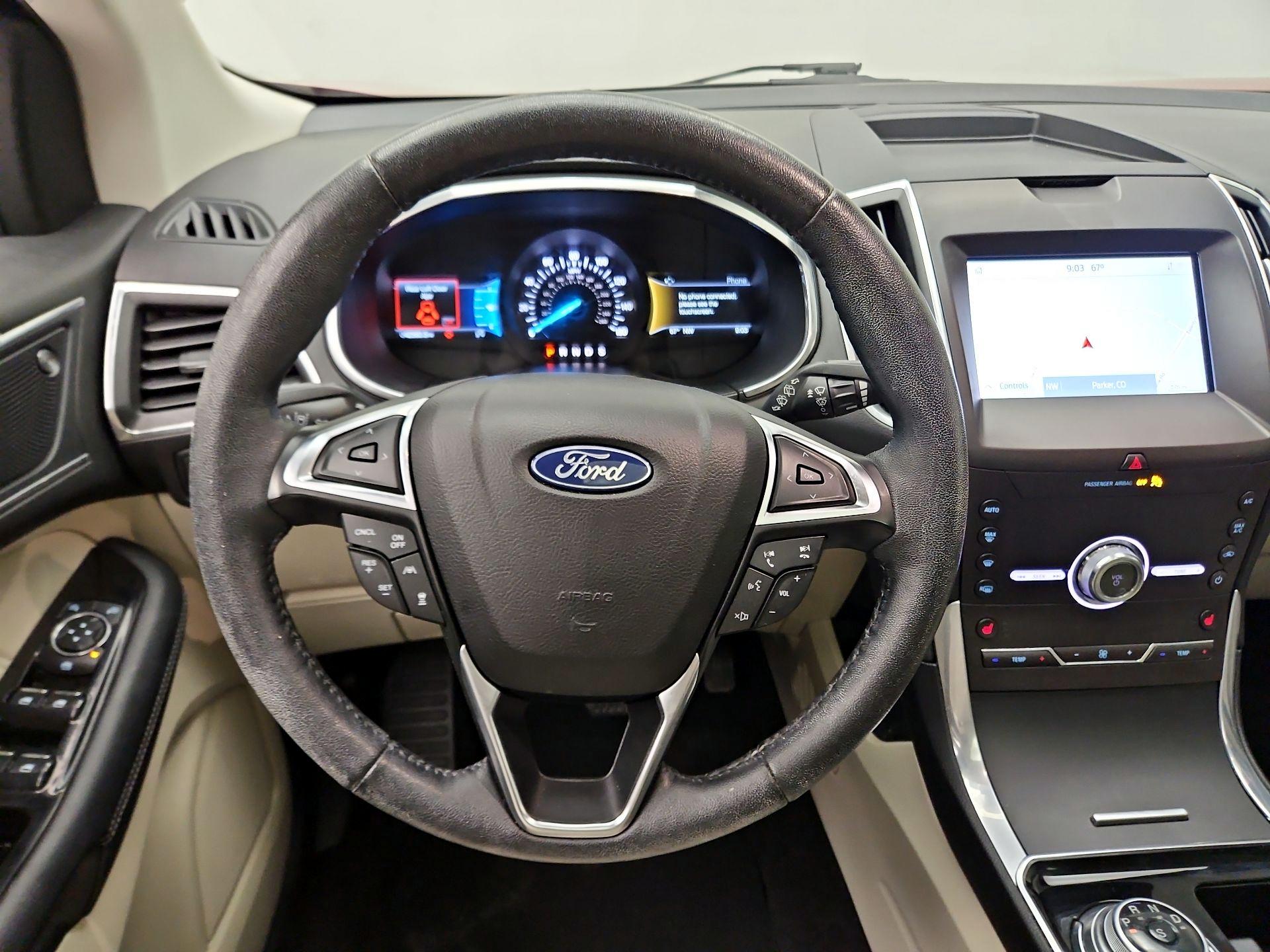 Thumbnail: 2020 Ford Edge - 10