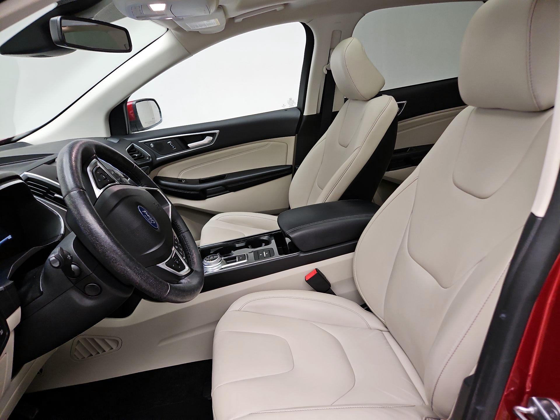 Thumbnail: 2020 Ford Edge - 11