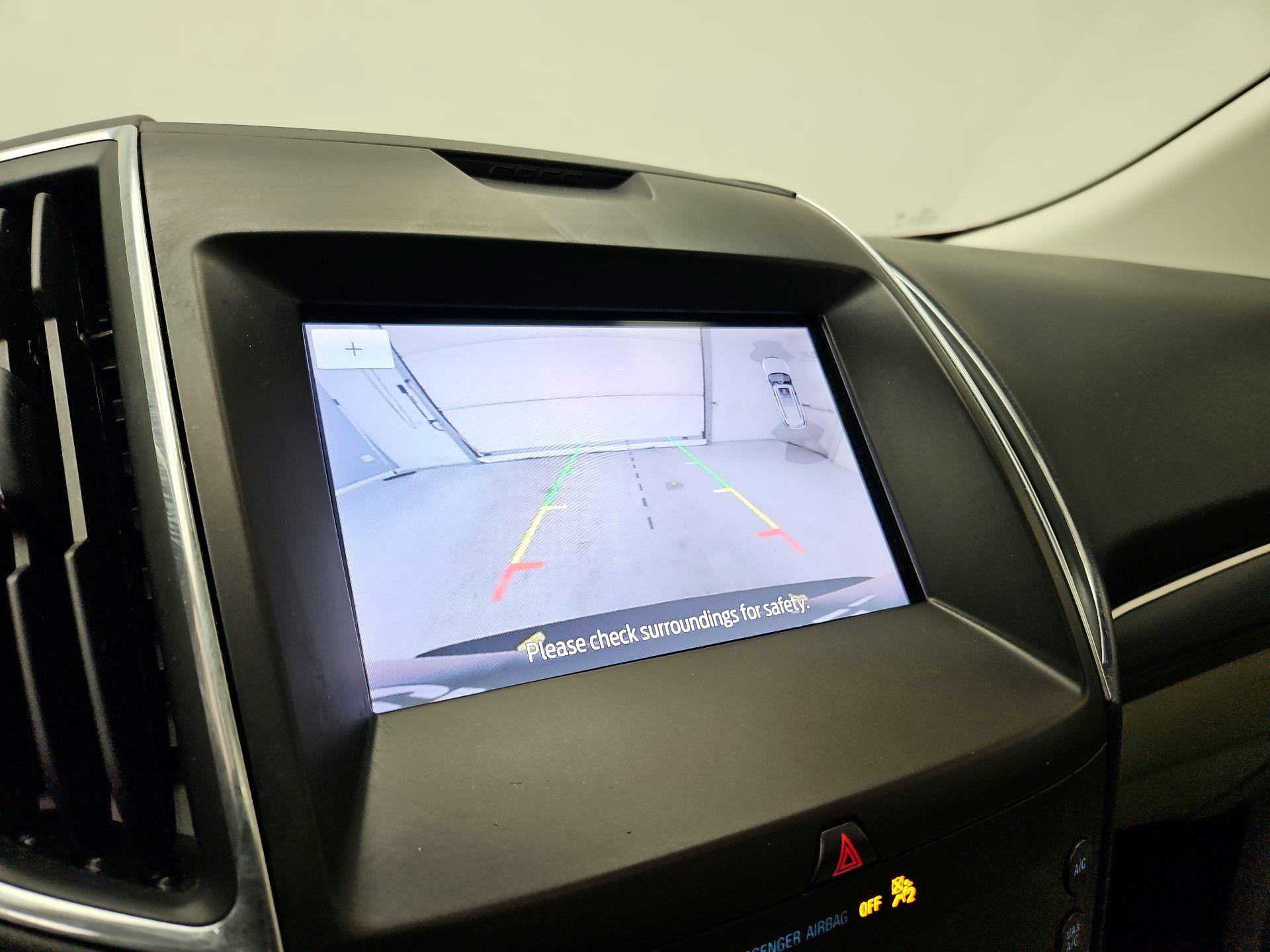 Thumbnail: 2020 Ford Edge - 15