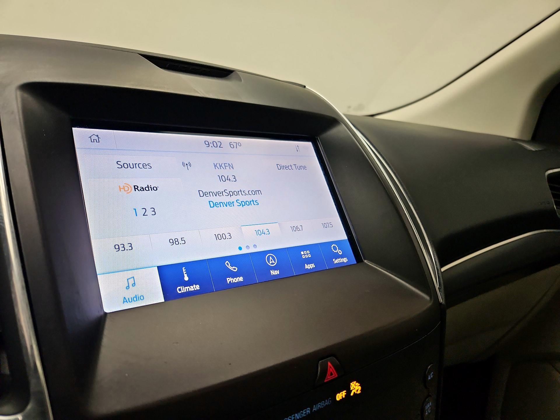 Thumbnail: 2020 Ford Edge - 16