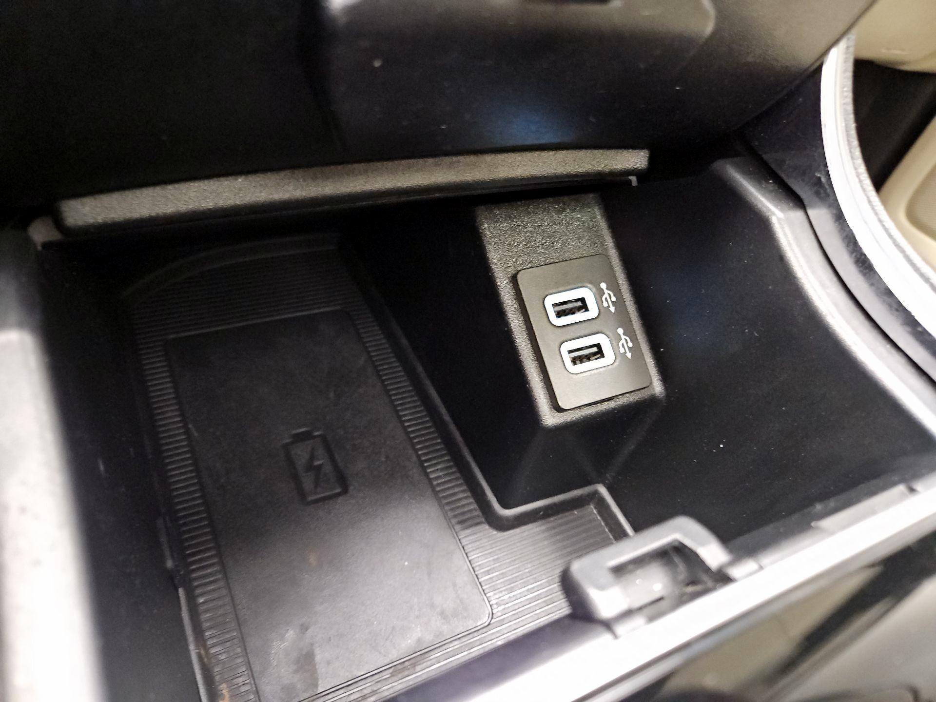 Thumbnail: 2020 Ford Edge - 19