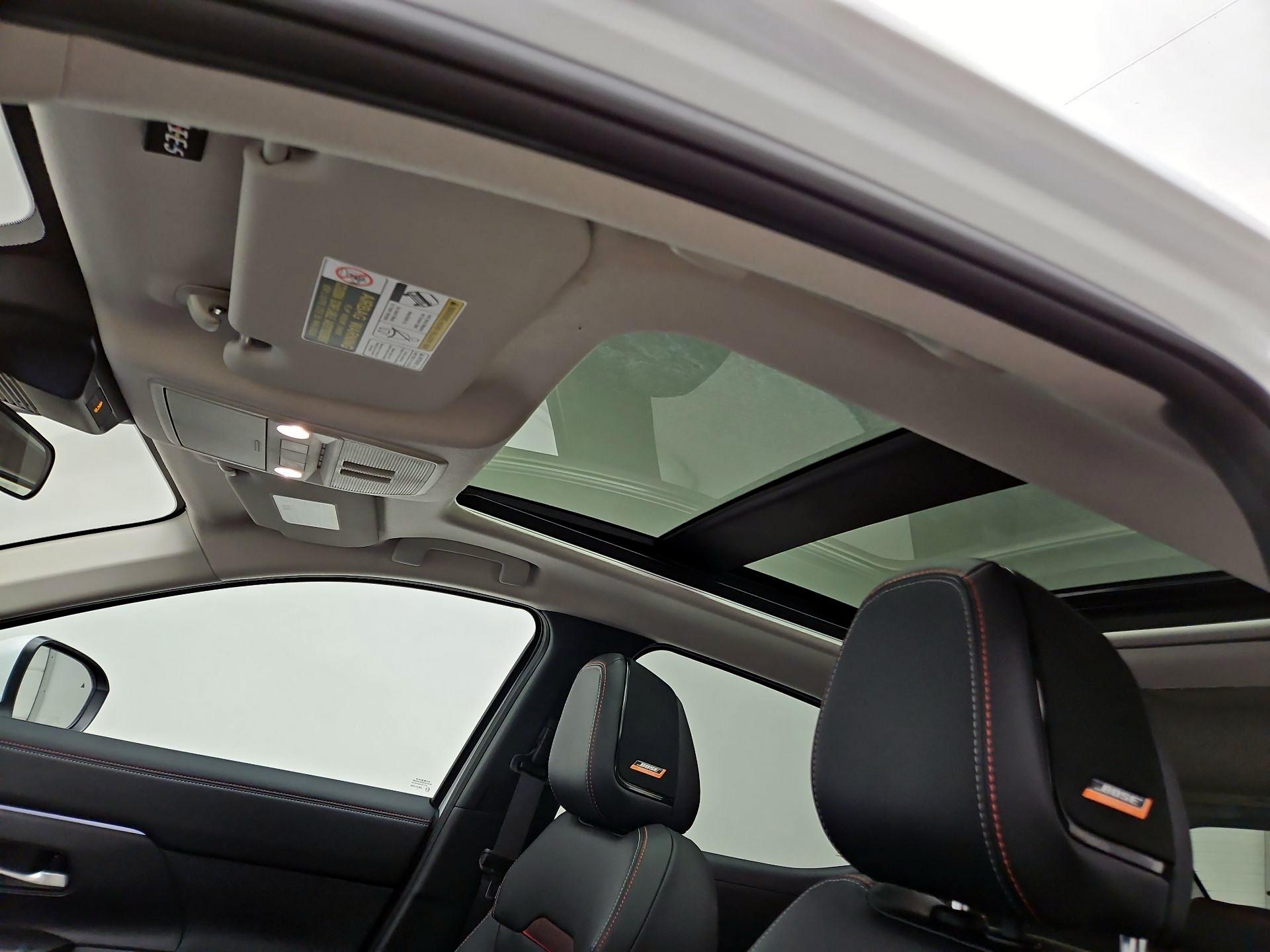 Thumbnail: 2025 Nissan Kicks - 19